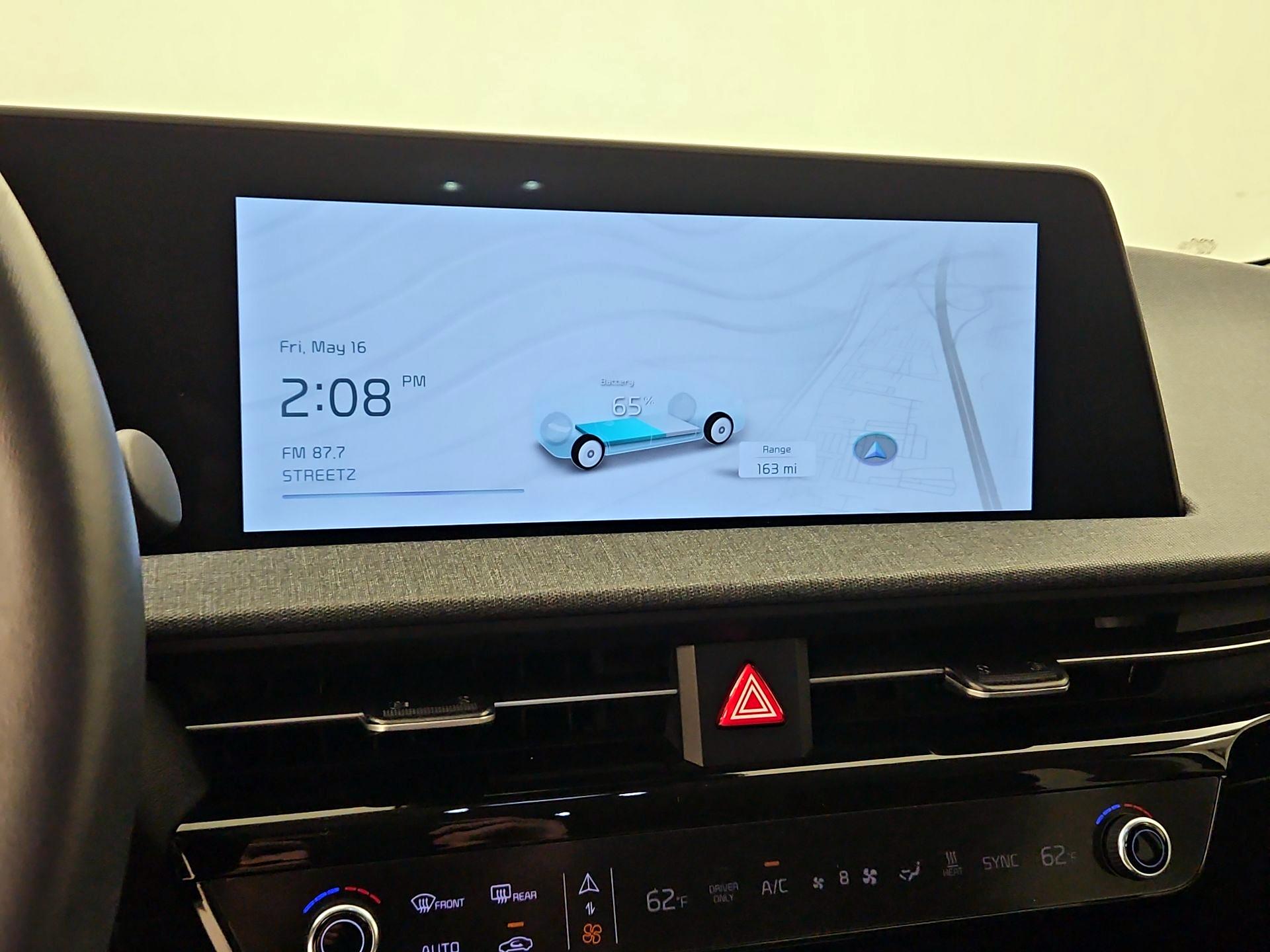 Thumbnail: 2023 Kia EV6 - 16