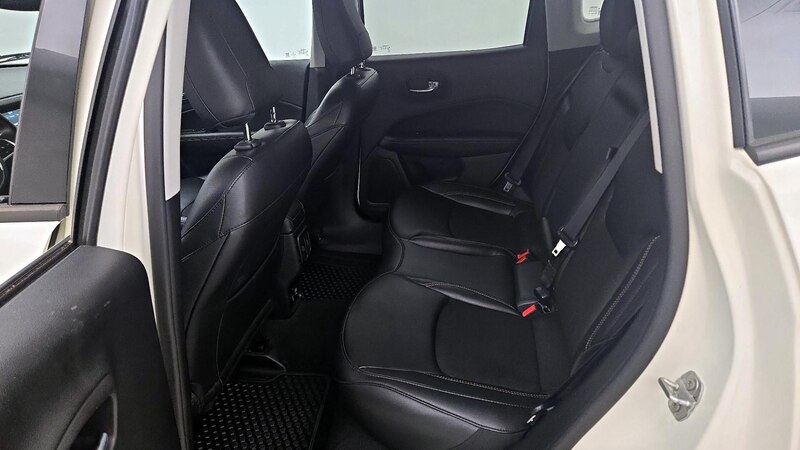 2021 Jeep Compass Latitude 19
