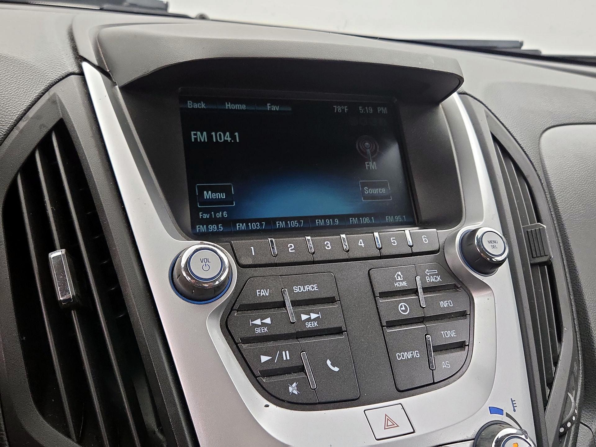 Thumbnail: 2016 Chevrolet Equinox - 15
