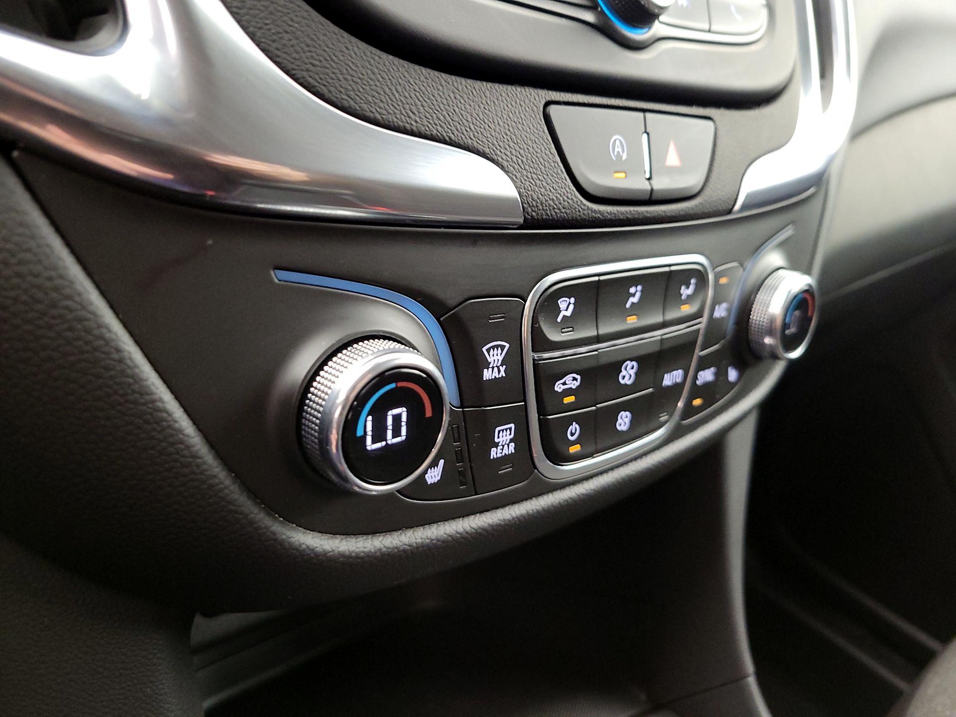 Thumbnail: 2024 Chevrolet Equinox - 16