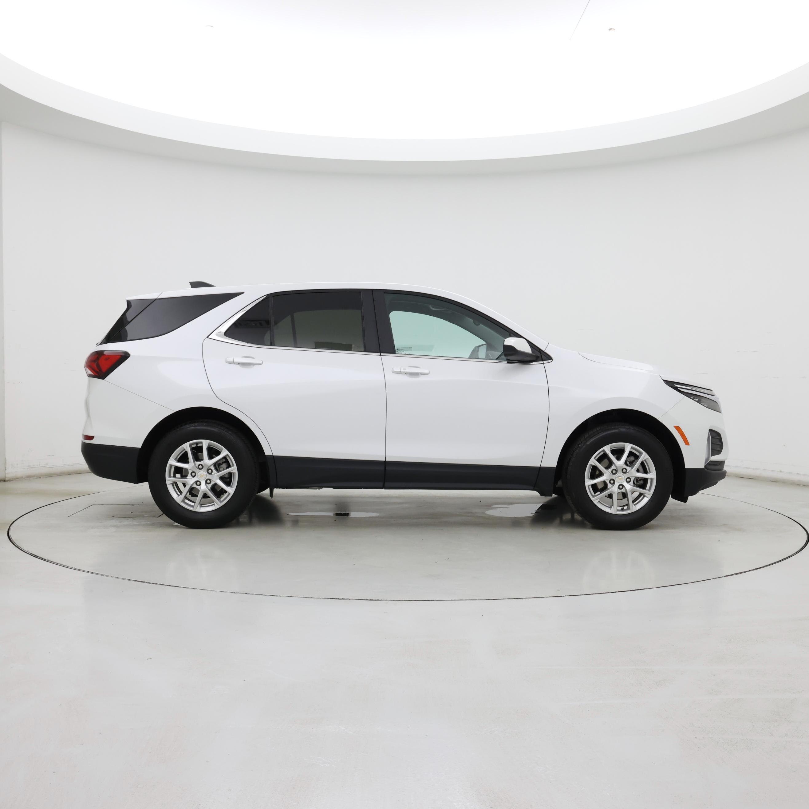 Thumbnail: 2024 Chevrolet Equinox - 7