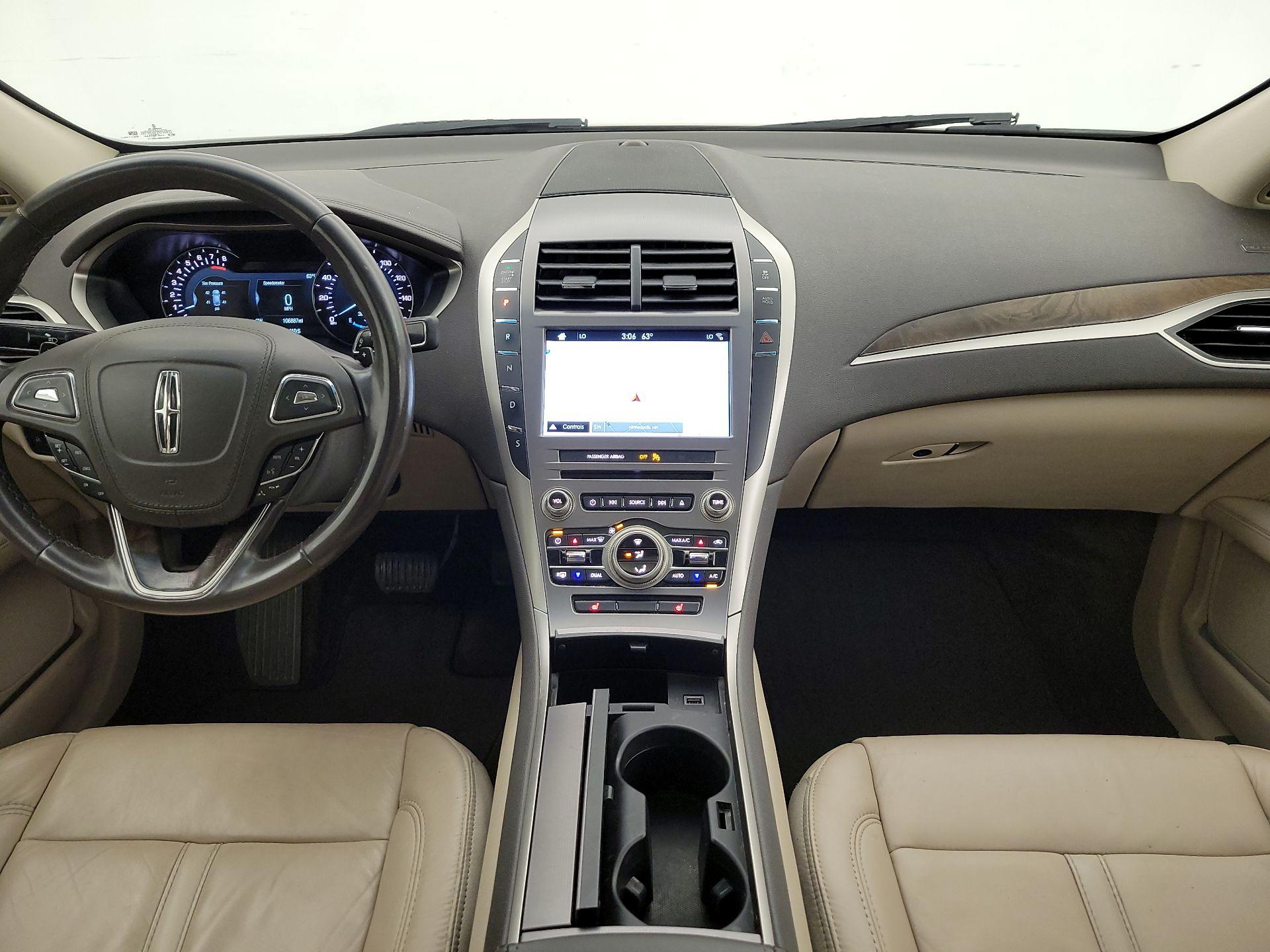 Thumbnail: 2017 Lincoln MKZ - 9