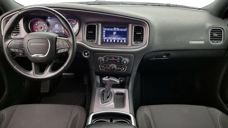 2019 Dodge Charger SXT 9