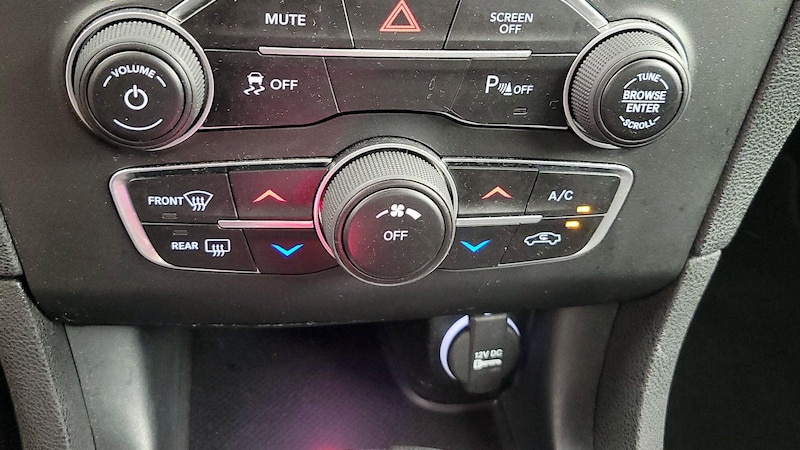 2019 Dodge Charger SXT 16