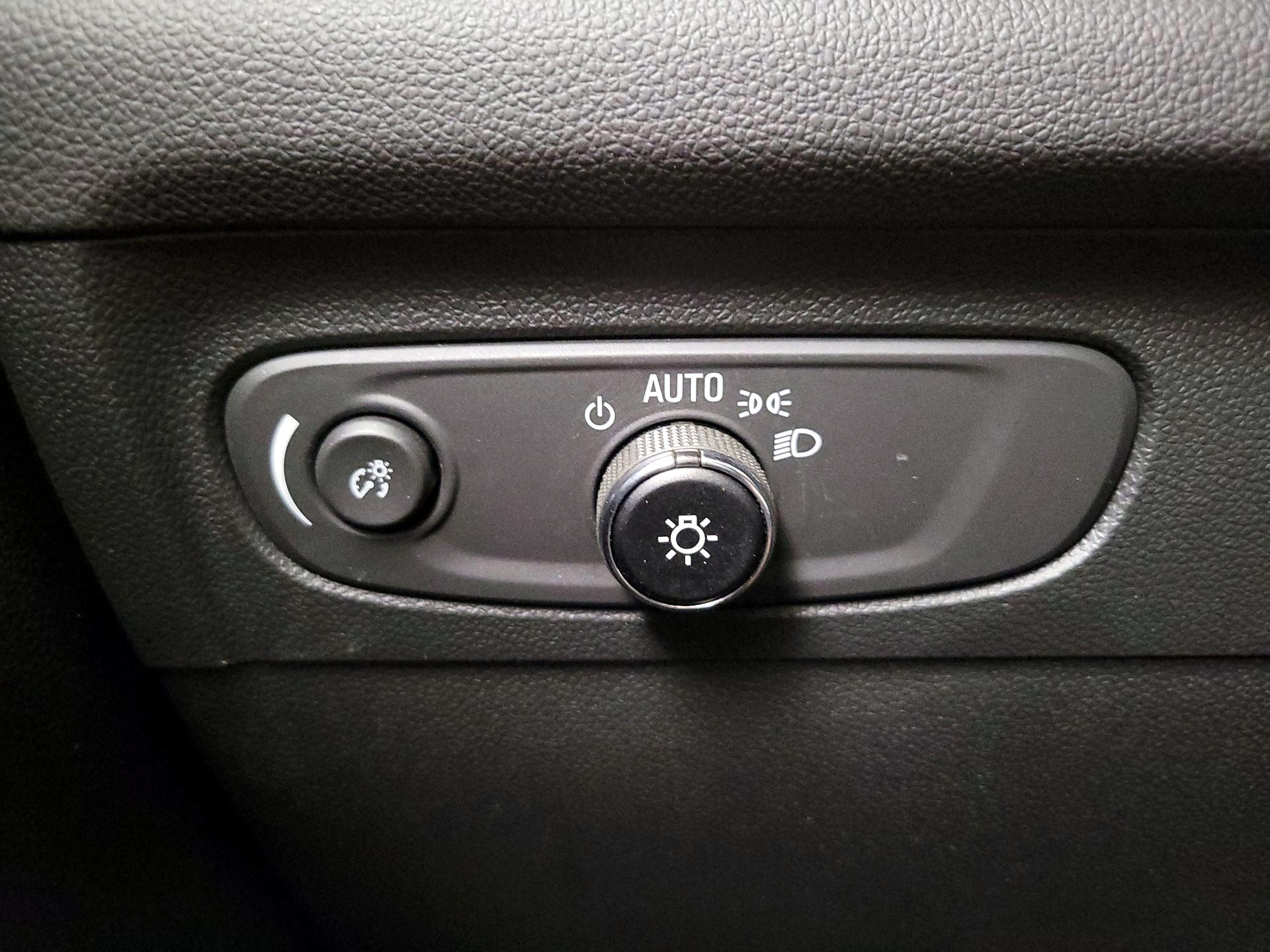 Thumbnail: 2023 Buick Envision - 13