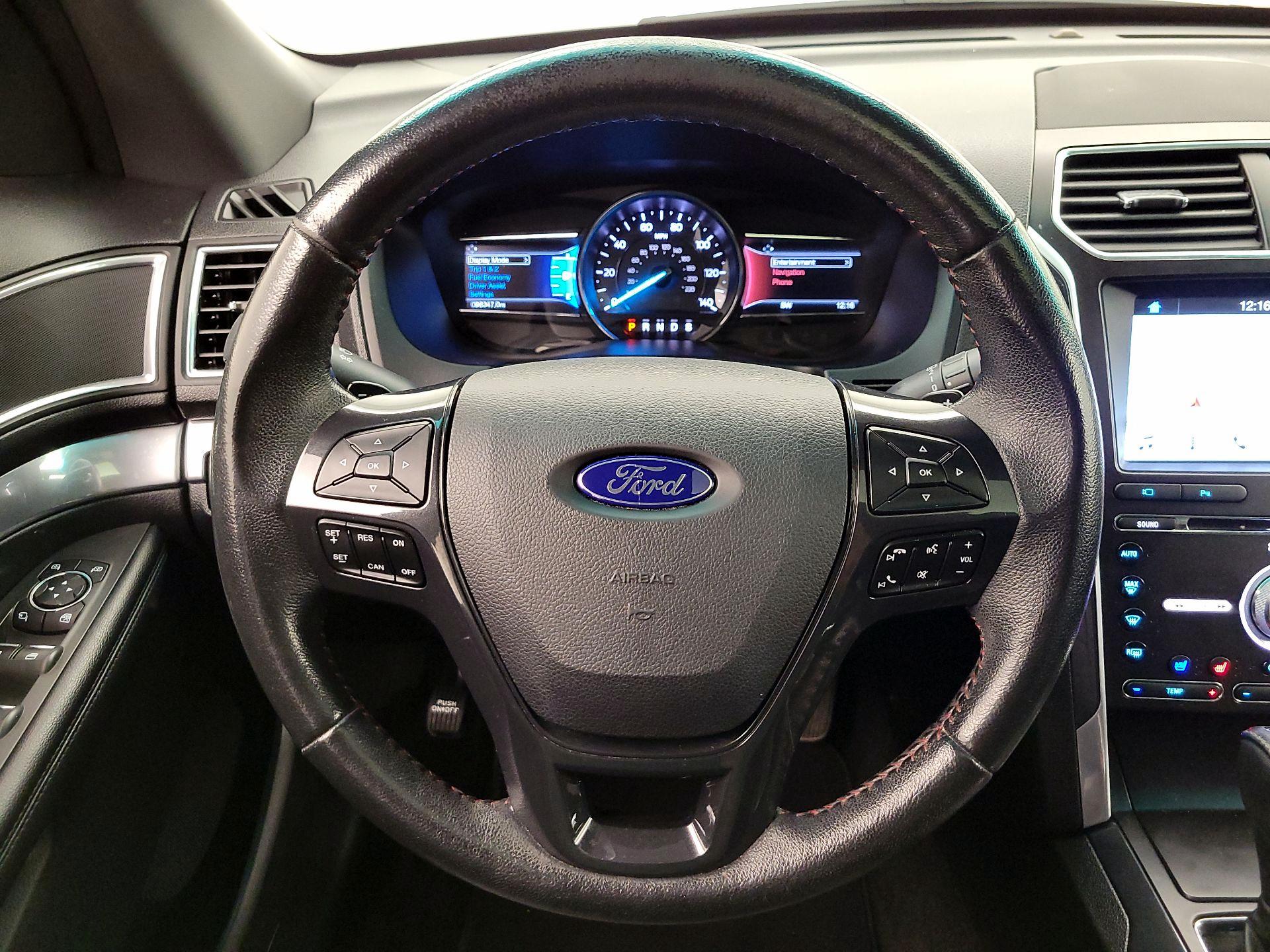 Thumbnail: 2017 Ford Explorer - 10