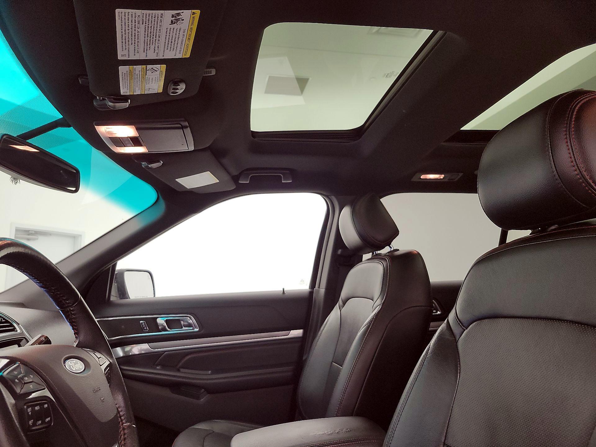 Thumbnail: 2017 Ford Explorer - 20