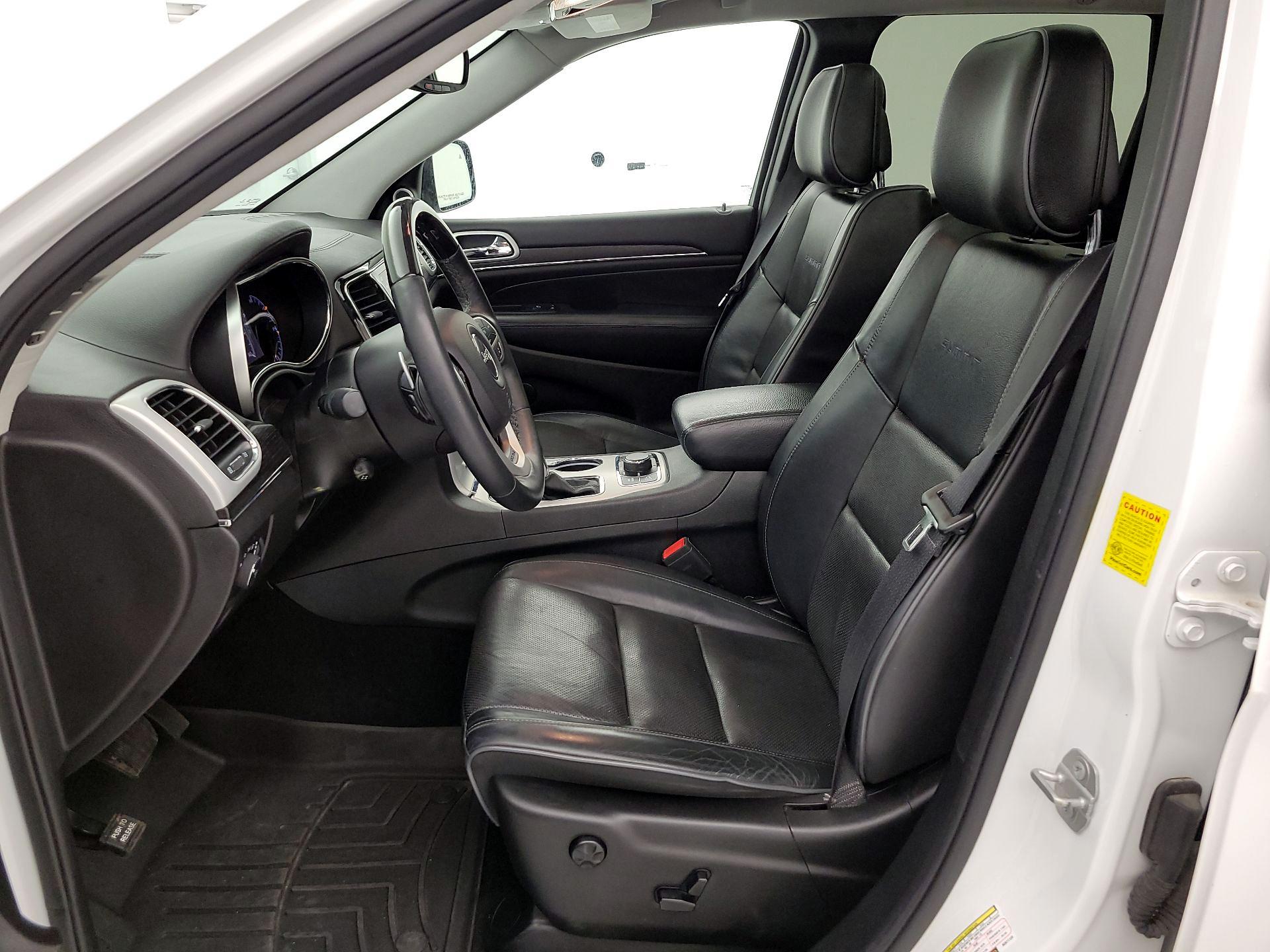 Thumbnail: 2019 Jeep Grand Cherokee - 11