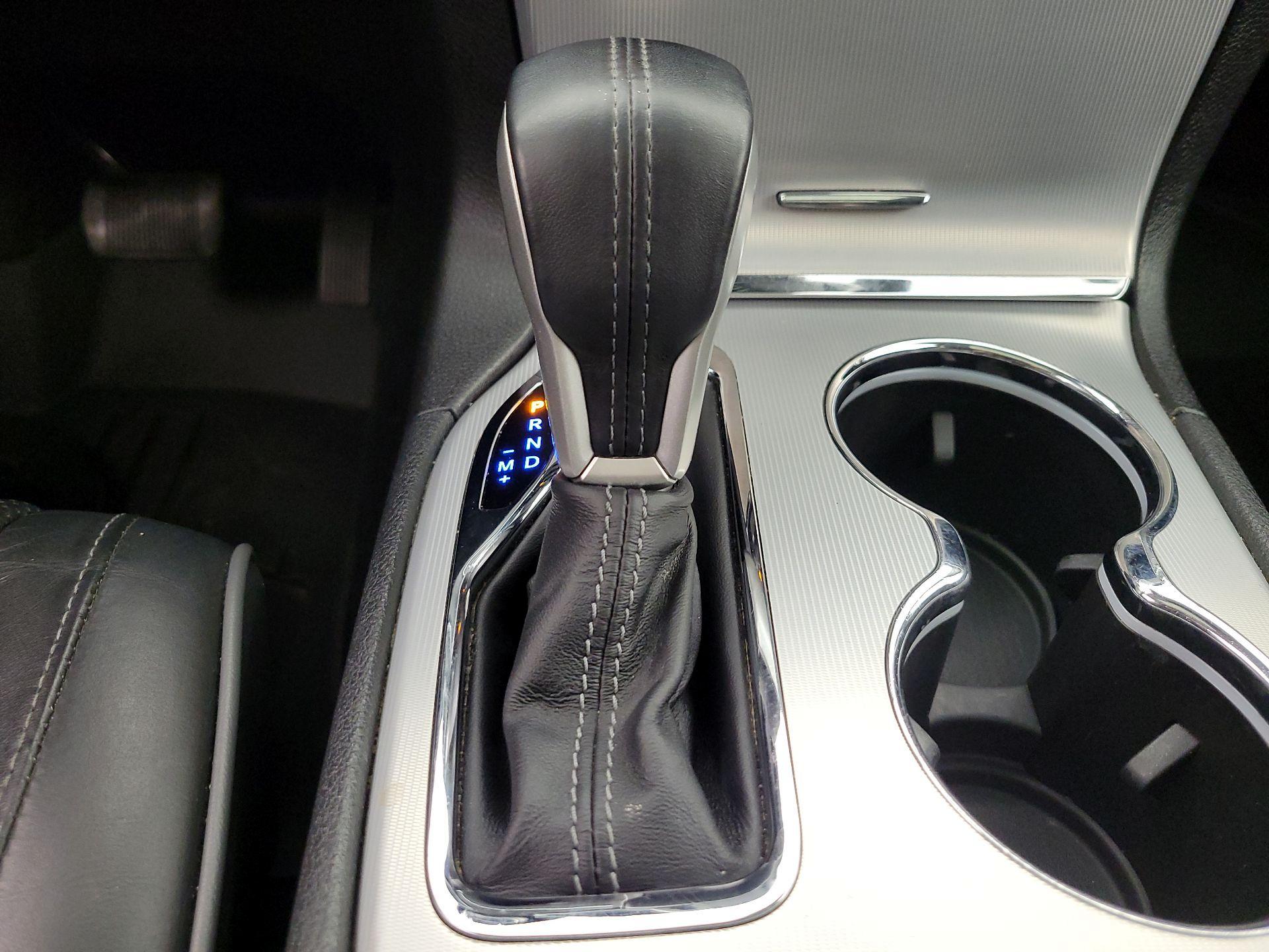 Thumbnail: 2019 Jeep Grand Cherokee - 18