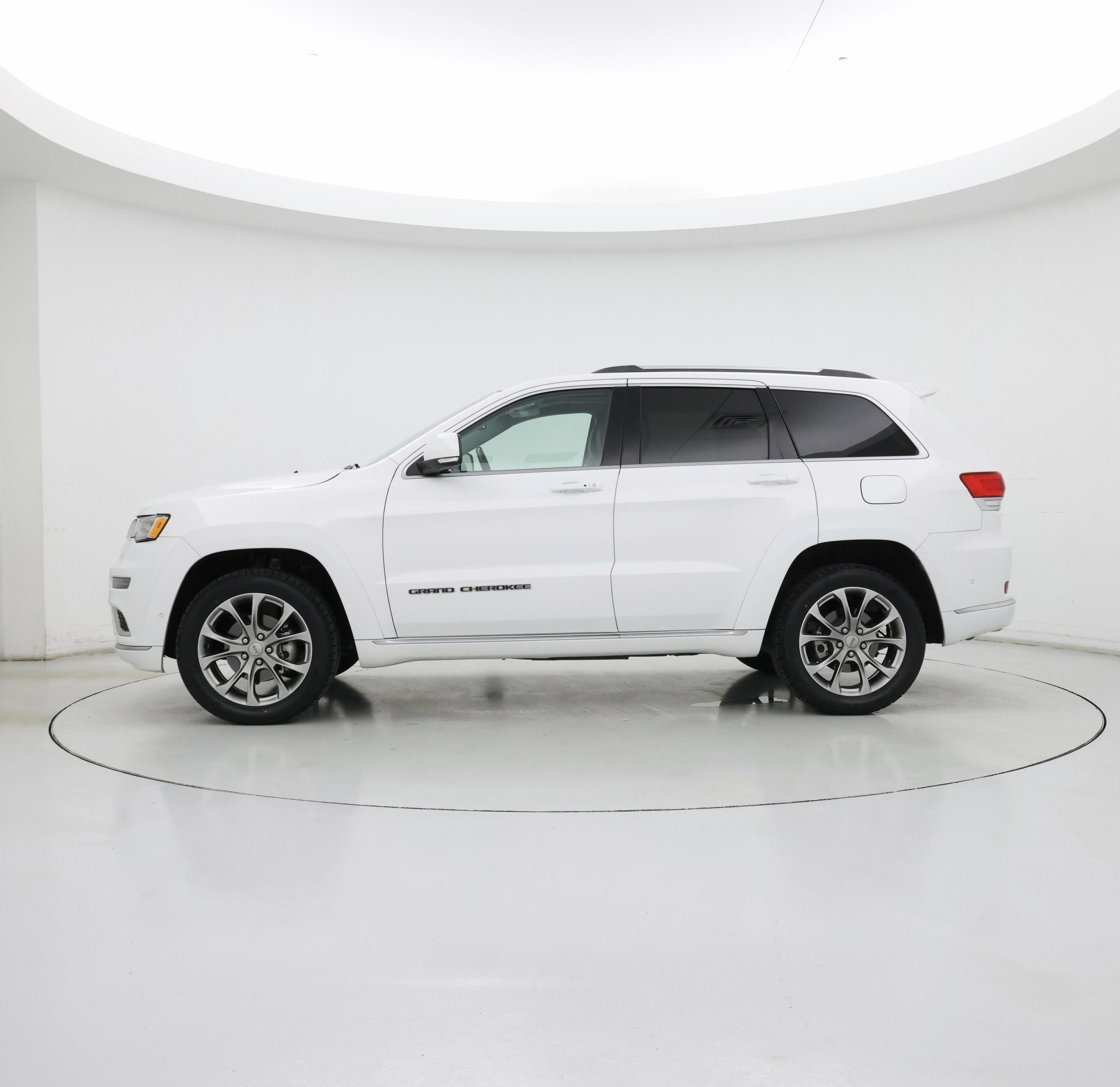 Thumbnail: 2019 Jeep Grand Cherokee - 3