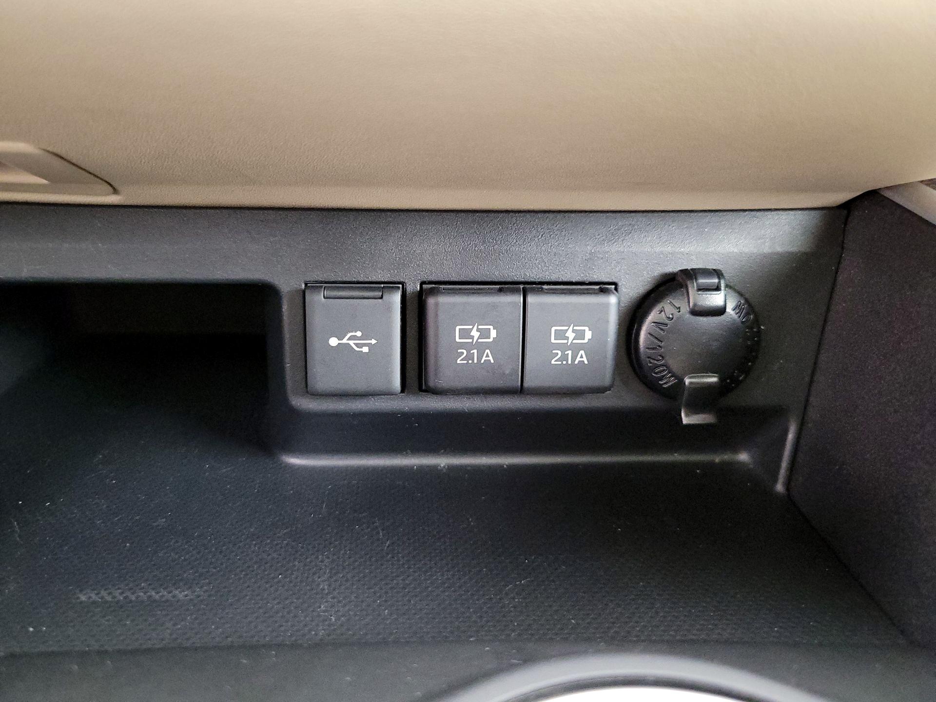 Thumbnail: 2020 Toyota Highlander - 17