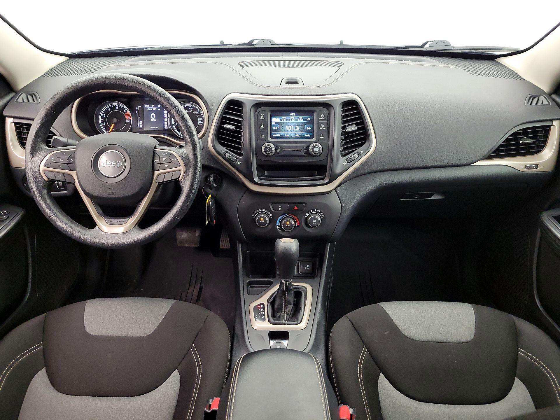 Thumbnail: 2016 Jeep Cherokee - 9