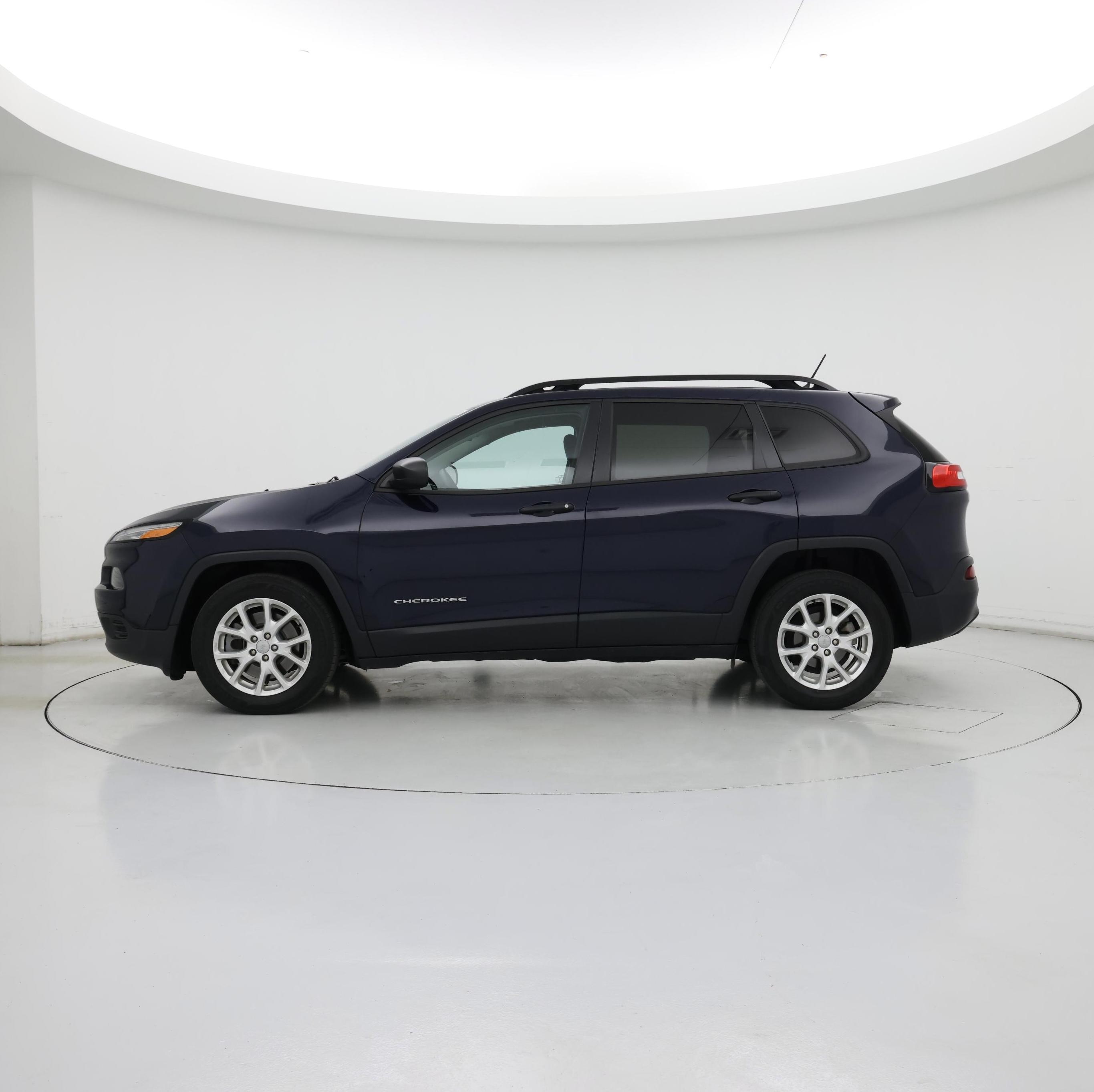 Thumbnail: 2016 Jeep Cherokee - 3