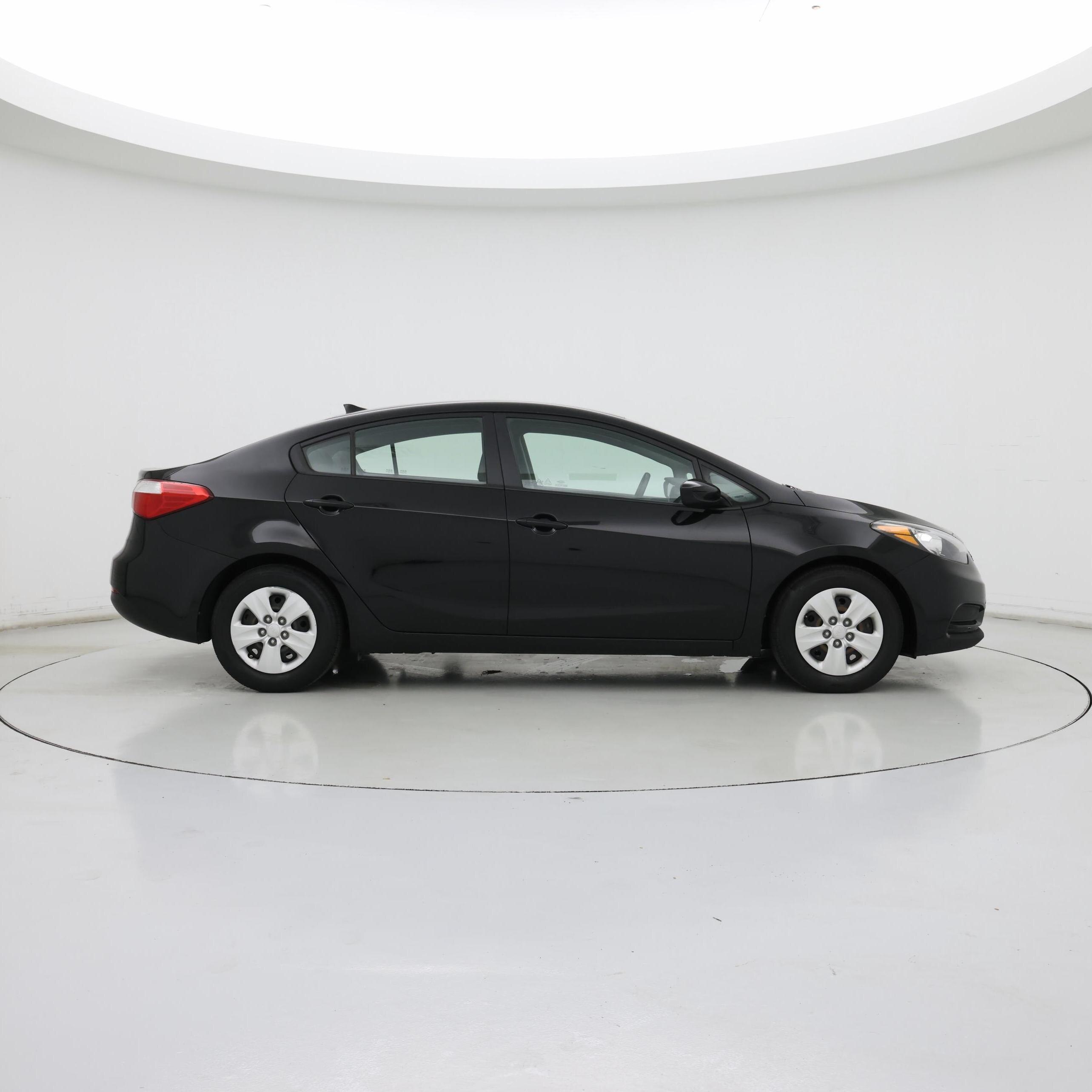 Thumbnail: 2016 Kia Forte - 7