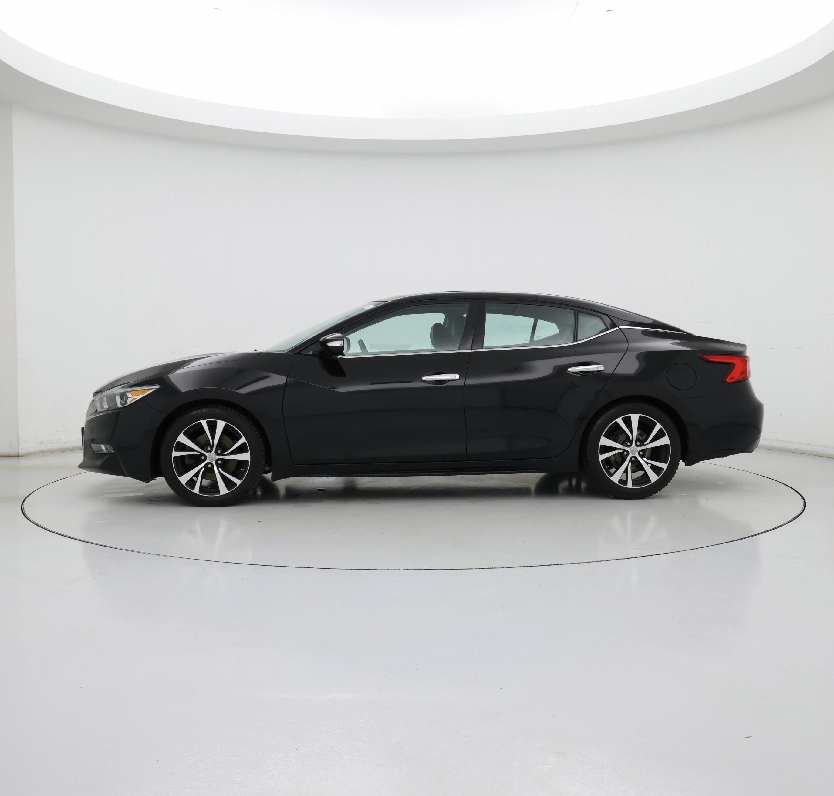 Thumbnail: 2017 Nissan Maxima - 3