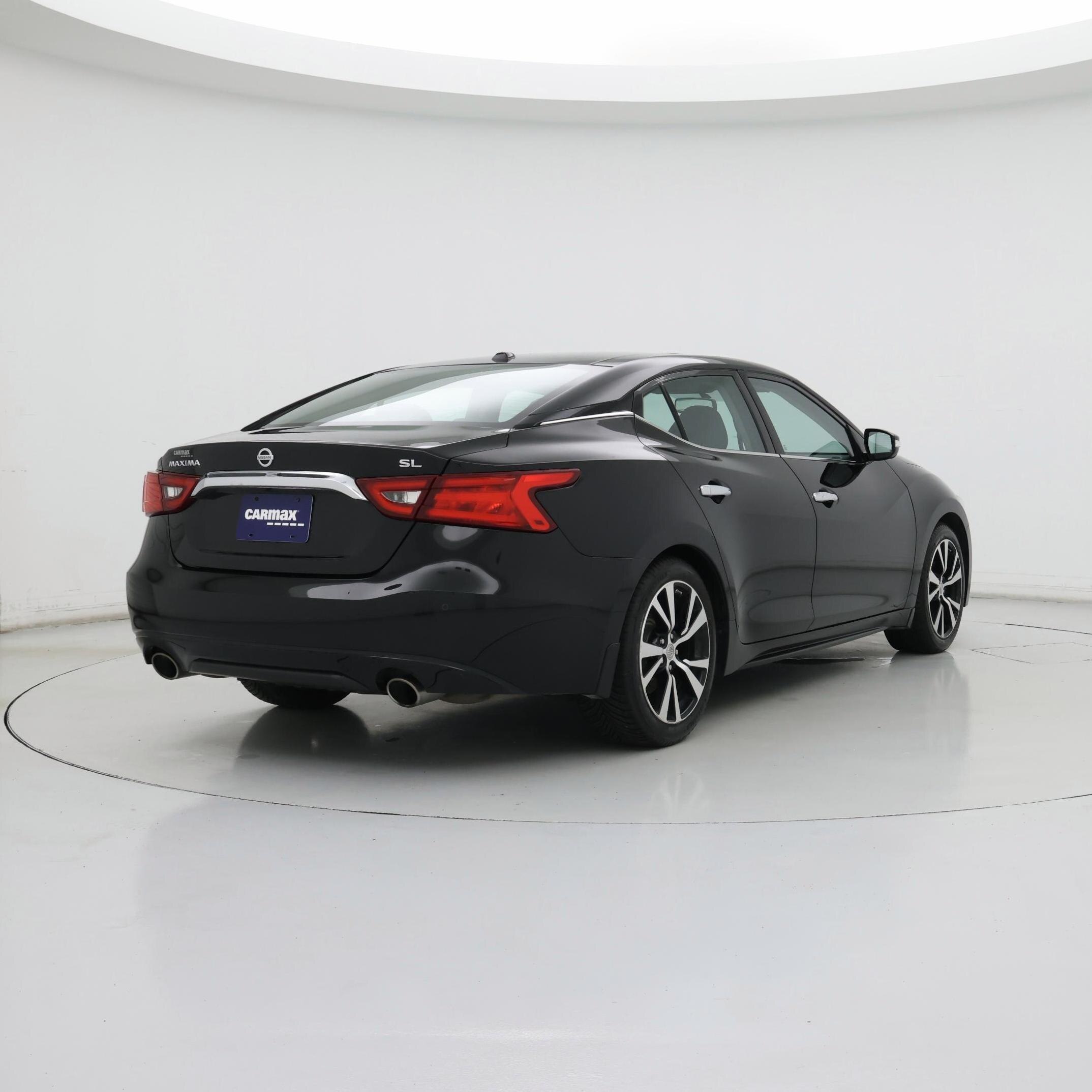 Thumbnail: 2017 Nissan Maxima - 8