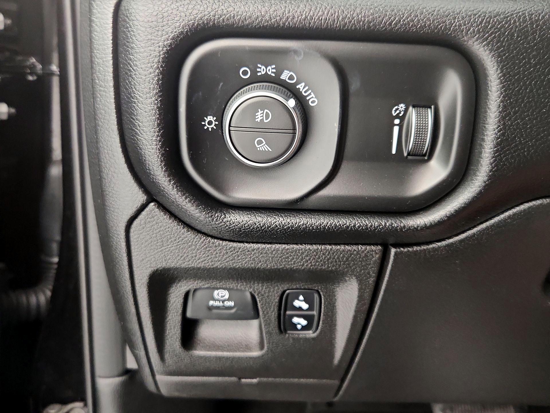 Thumbnail: 2020 RAM 1500 - 13