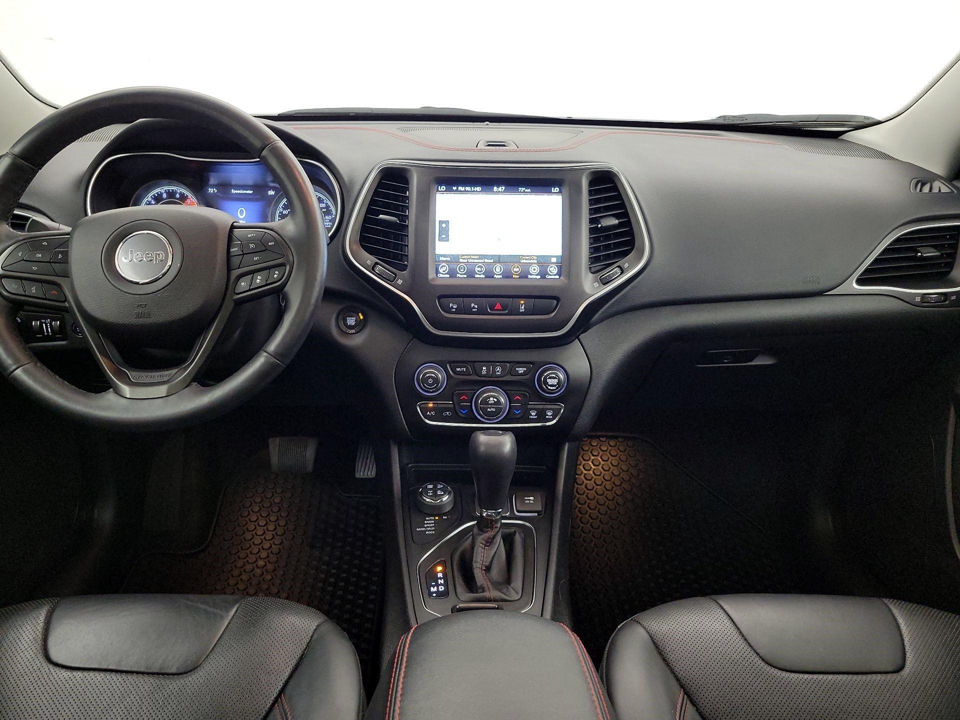 Thumbnail: 2019 Jeep Cherokee - 9