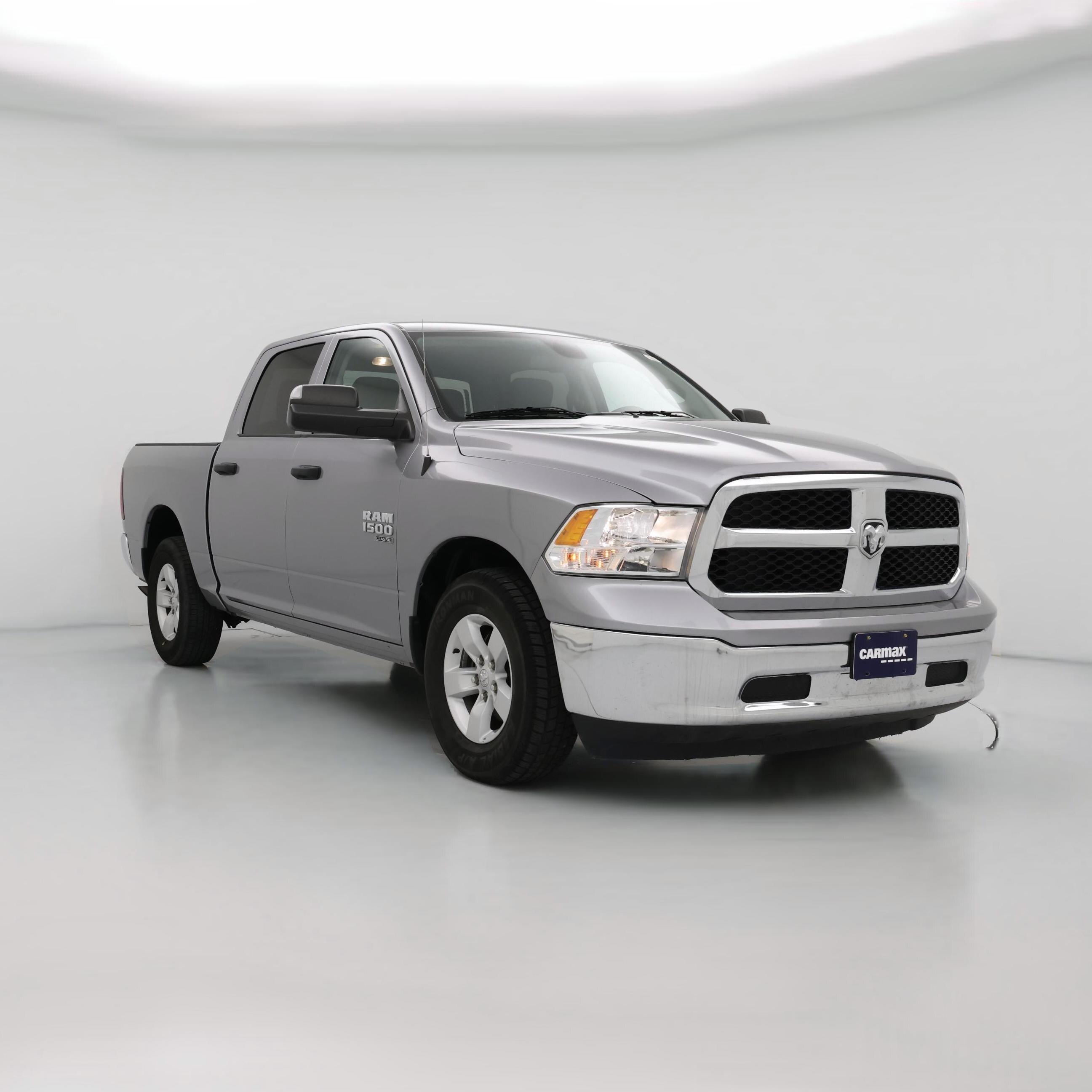 Thumbnail: 2023 RAM 1500 Classic - 1