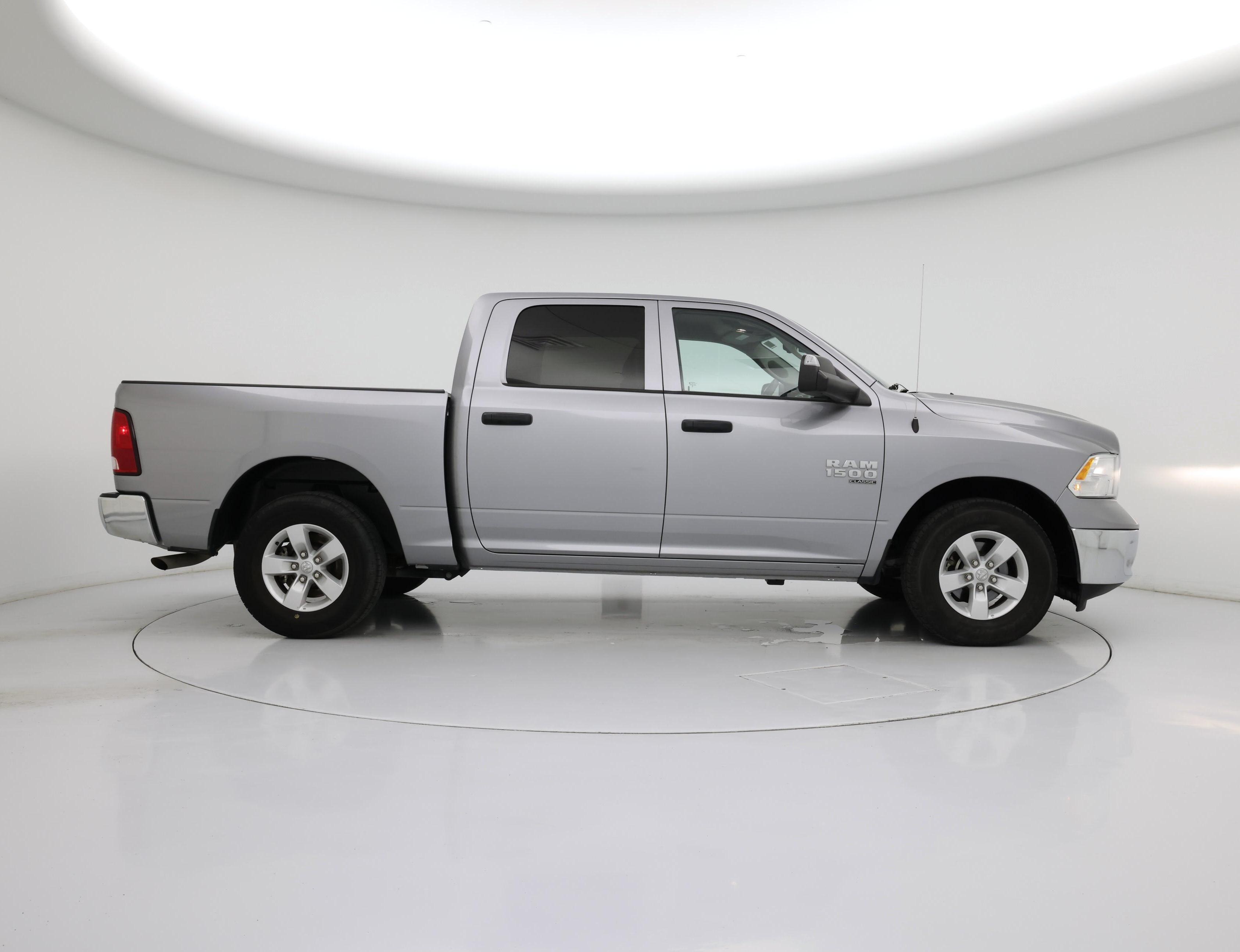 Thumbnail: 2023 RAM 1500 Classic - 7