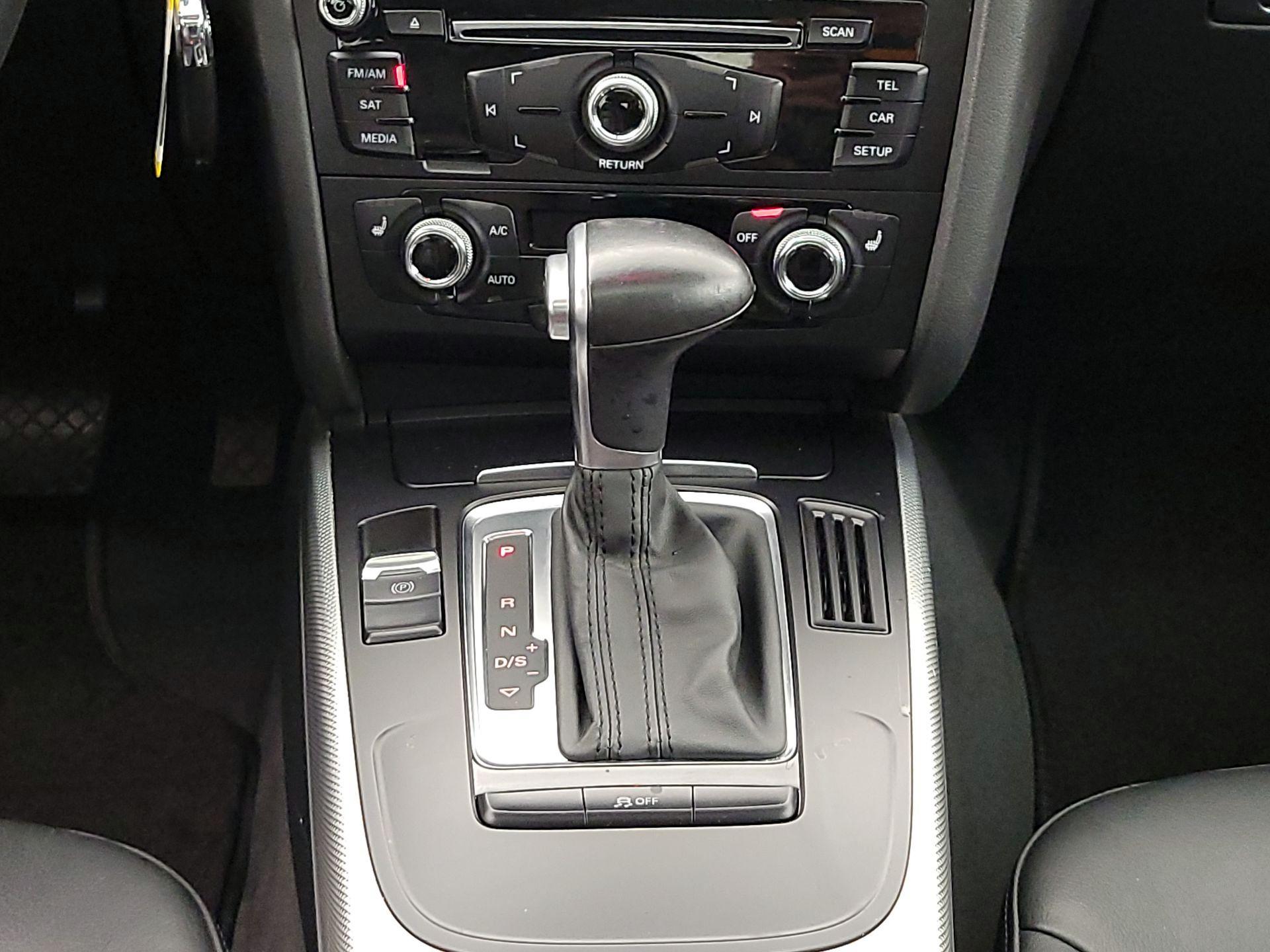 Thumbnail: 2015 Audi A4 - 16