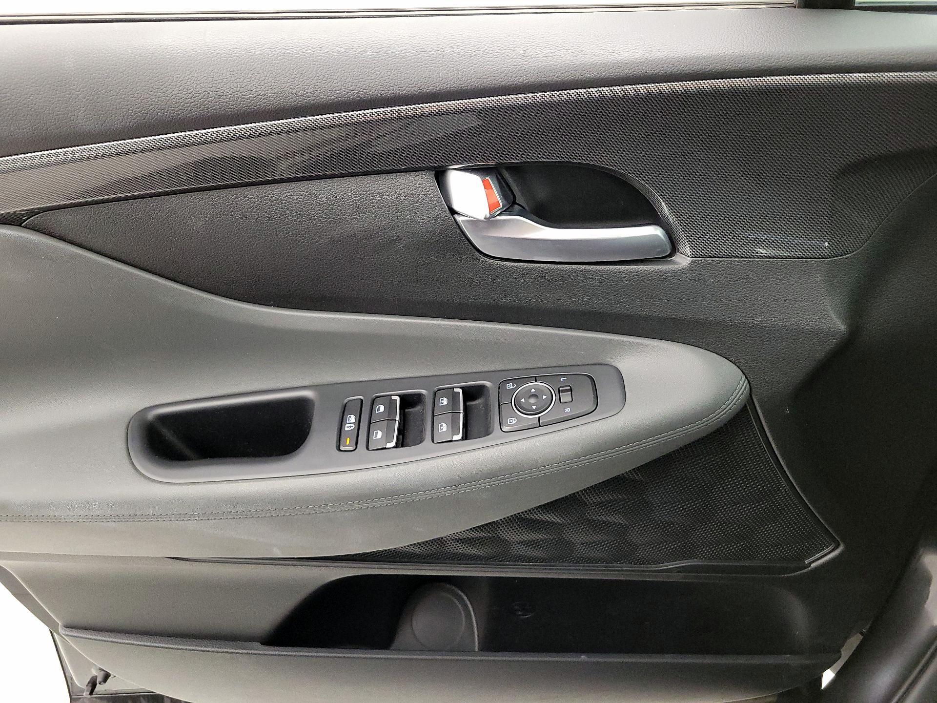 Thumbnail: 2023 Hyundai Santa Fe - 12