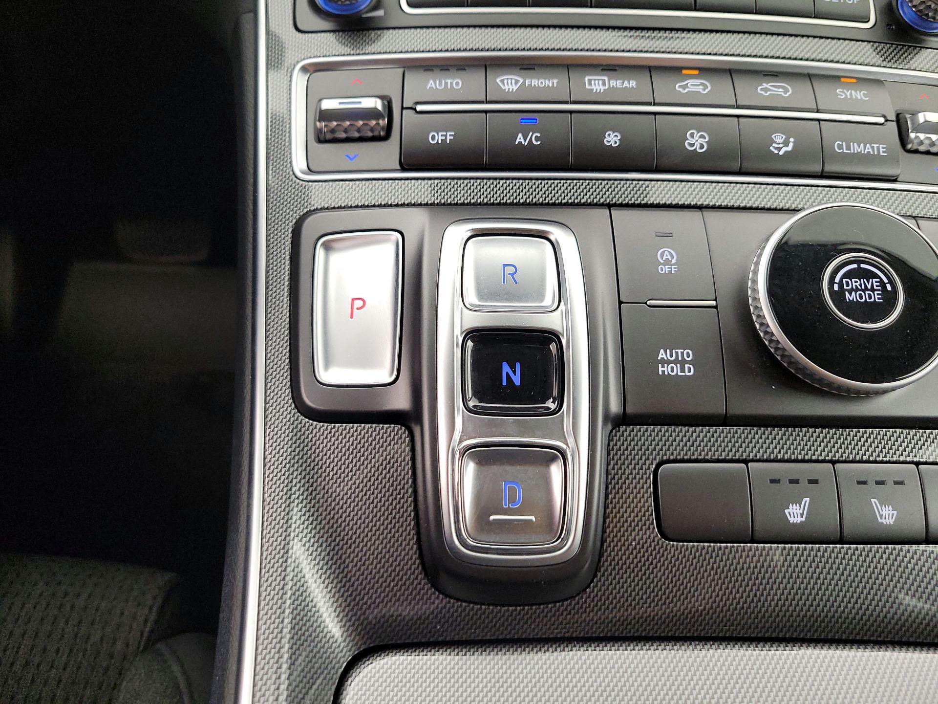 Thumbnail: 2023 Hyundai Santa Fe - 18