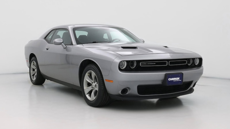 2018 Dodge Challenger SXT Hero Image
