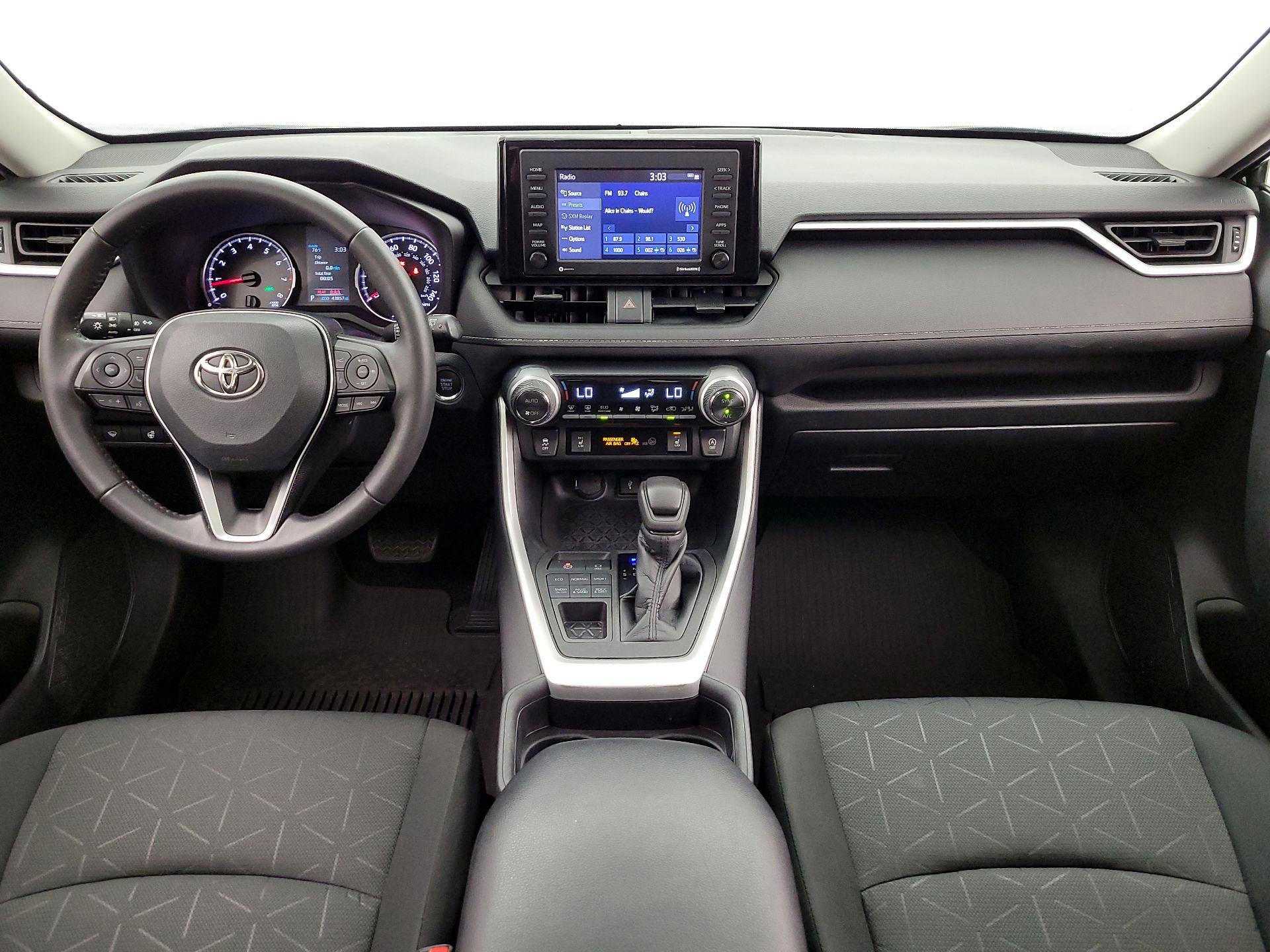Thumbnail: 2021 Toyota RAV4 - 9
