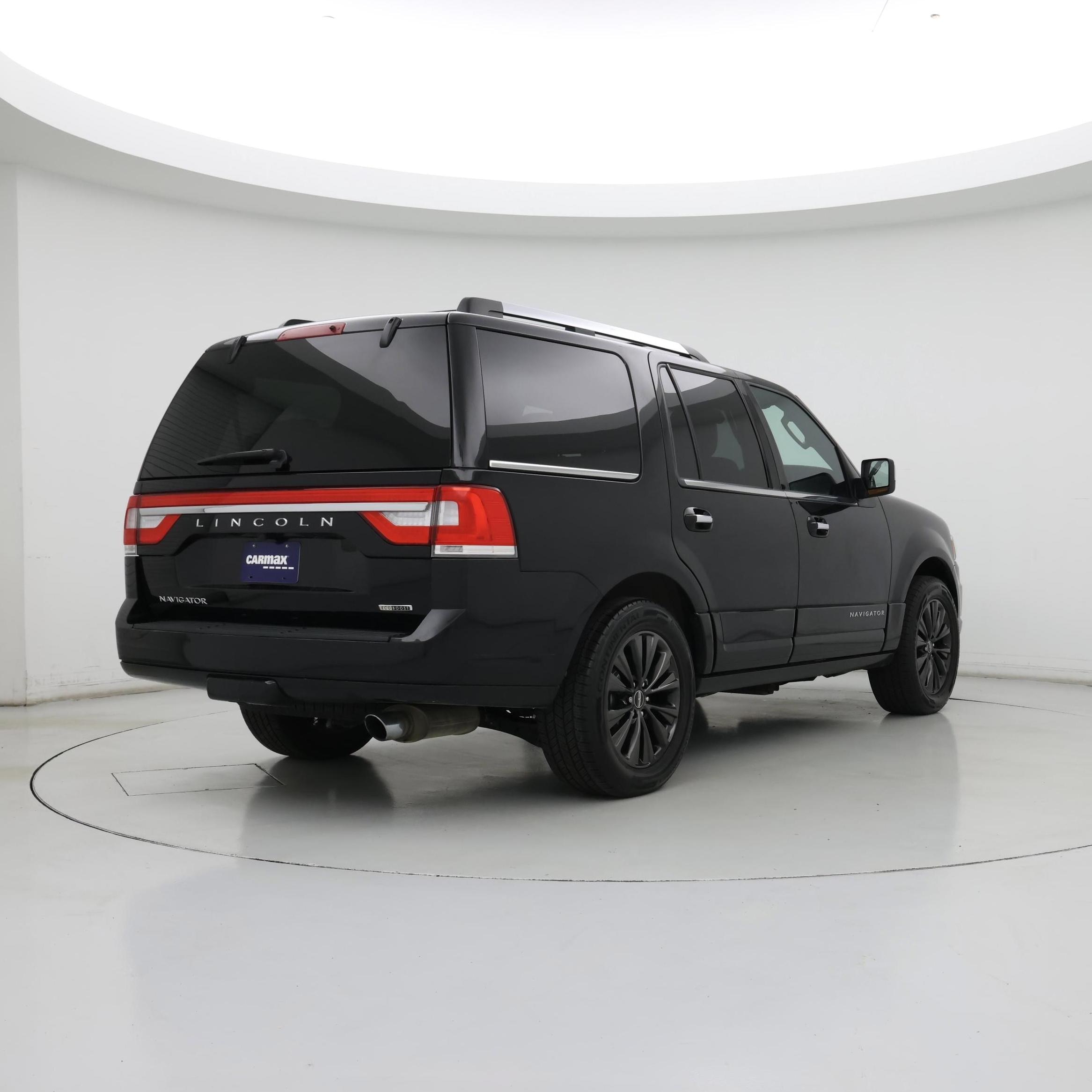 Thumbnail: 2016 Lincoln Navigator - 8
