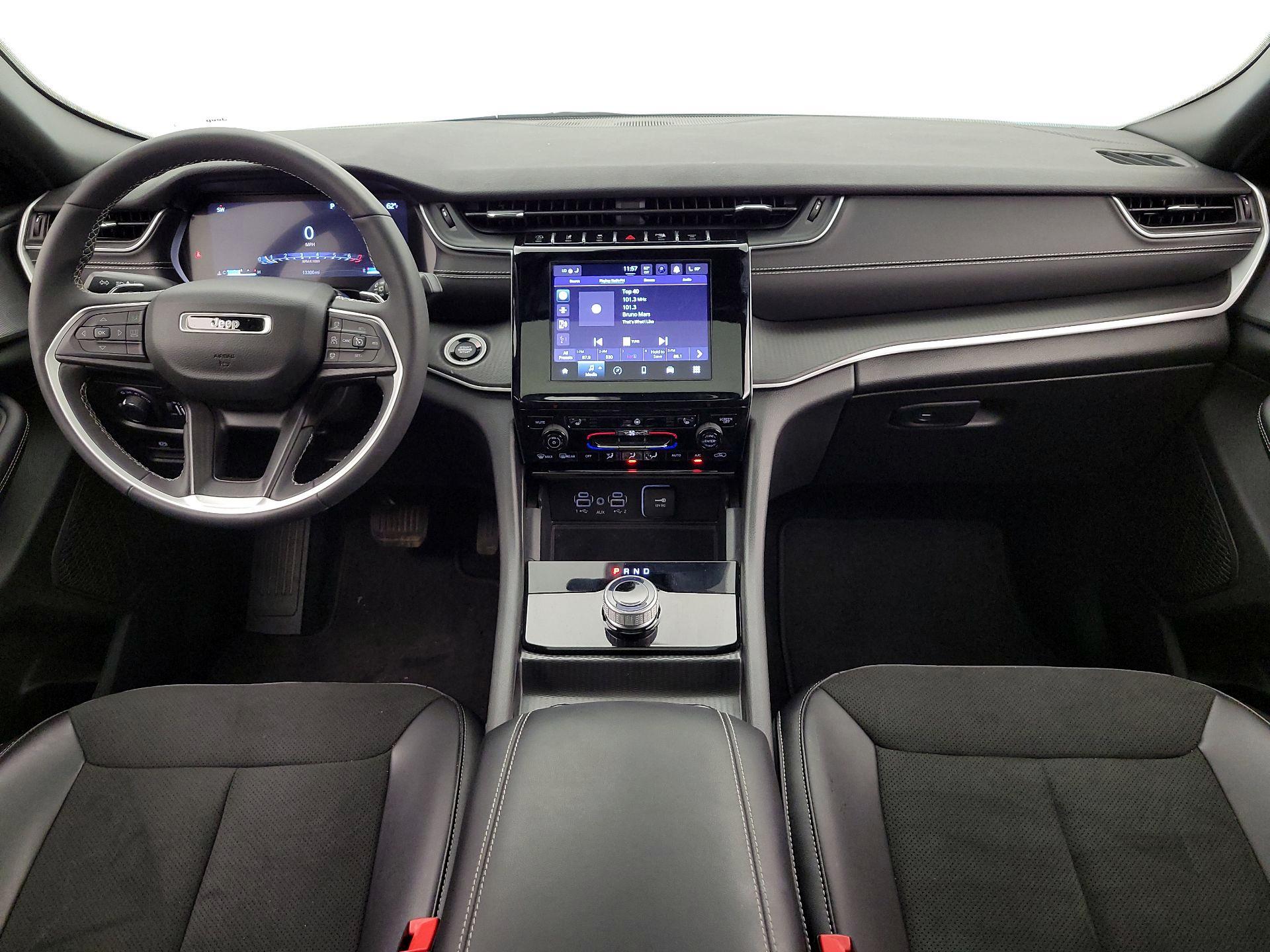 Thumbnail: 2024 Jeep Grand Cherokee - 9
