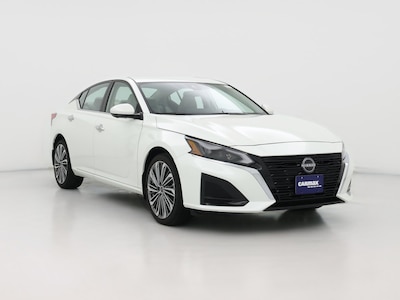 2023 Nissan Altima SL -
                  Minneapolis, MN