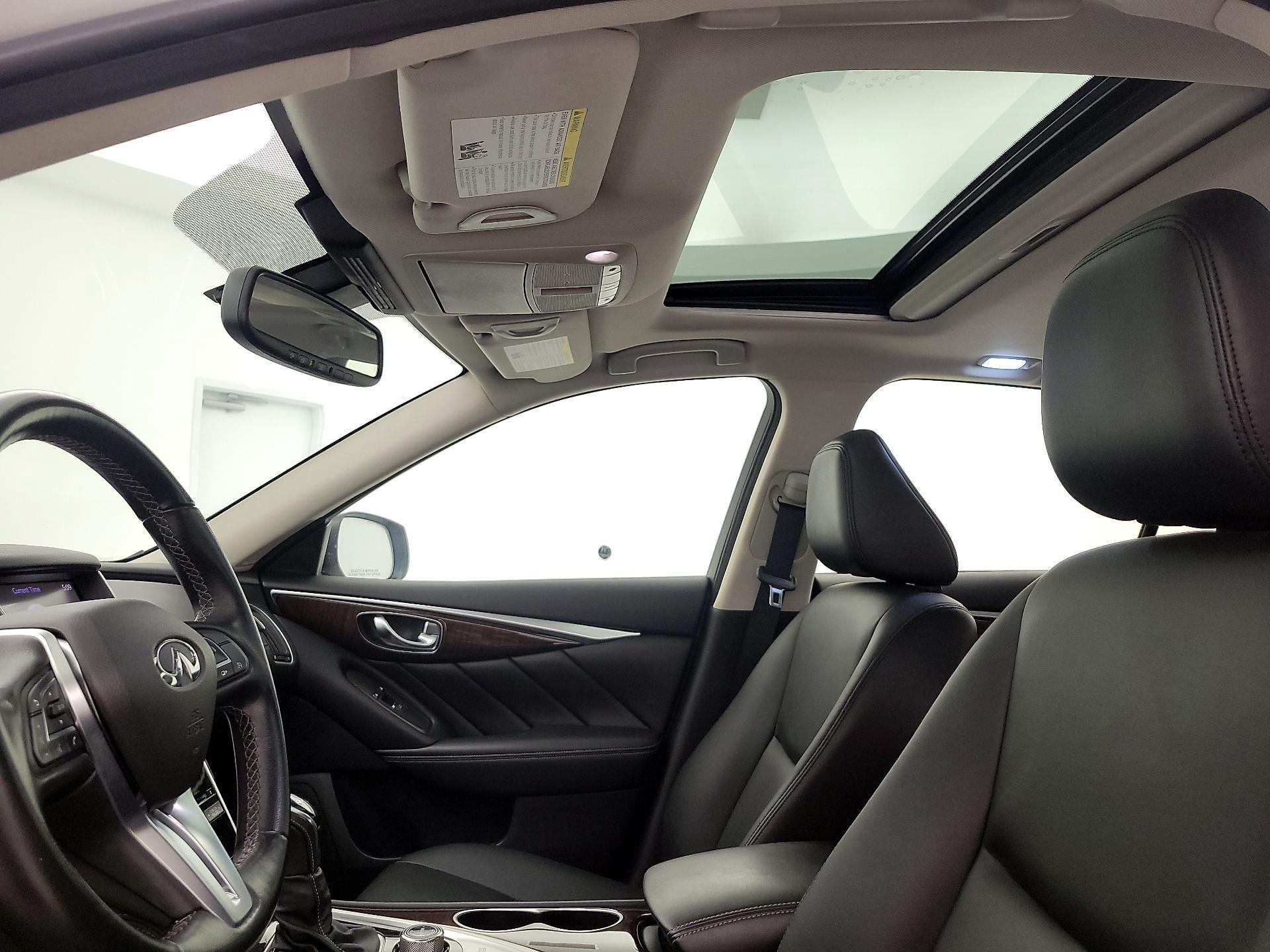 Thumbnail: 2018 INFINITI Q50 - 19