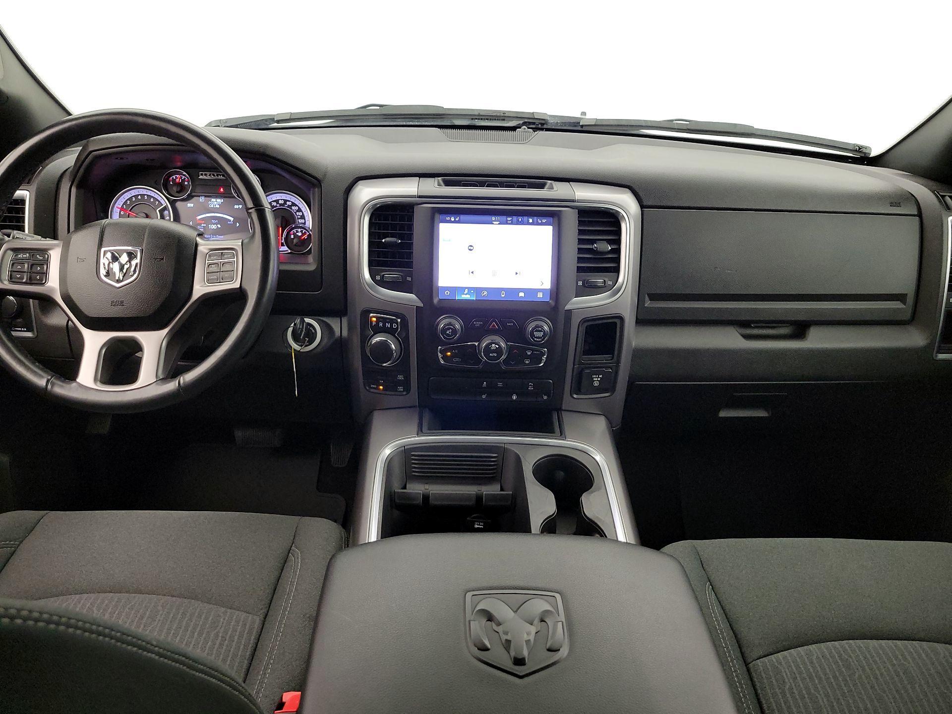 Thumbnail: 2022 RAM 1500 Classic - 9