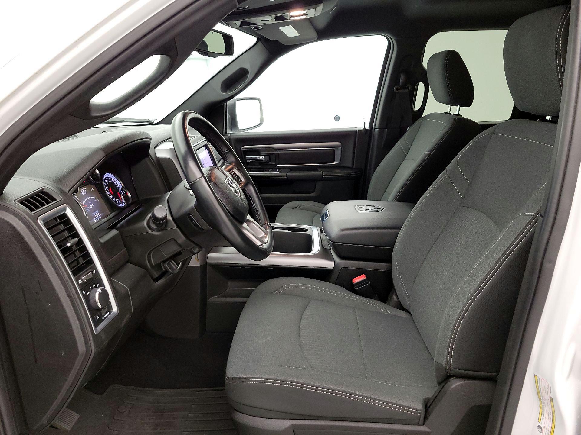 Thumbnail: 2022 RAM 1500 Classic - 11