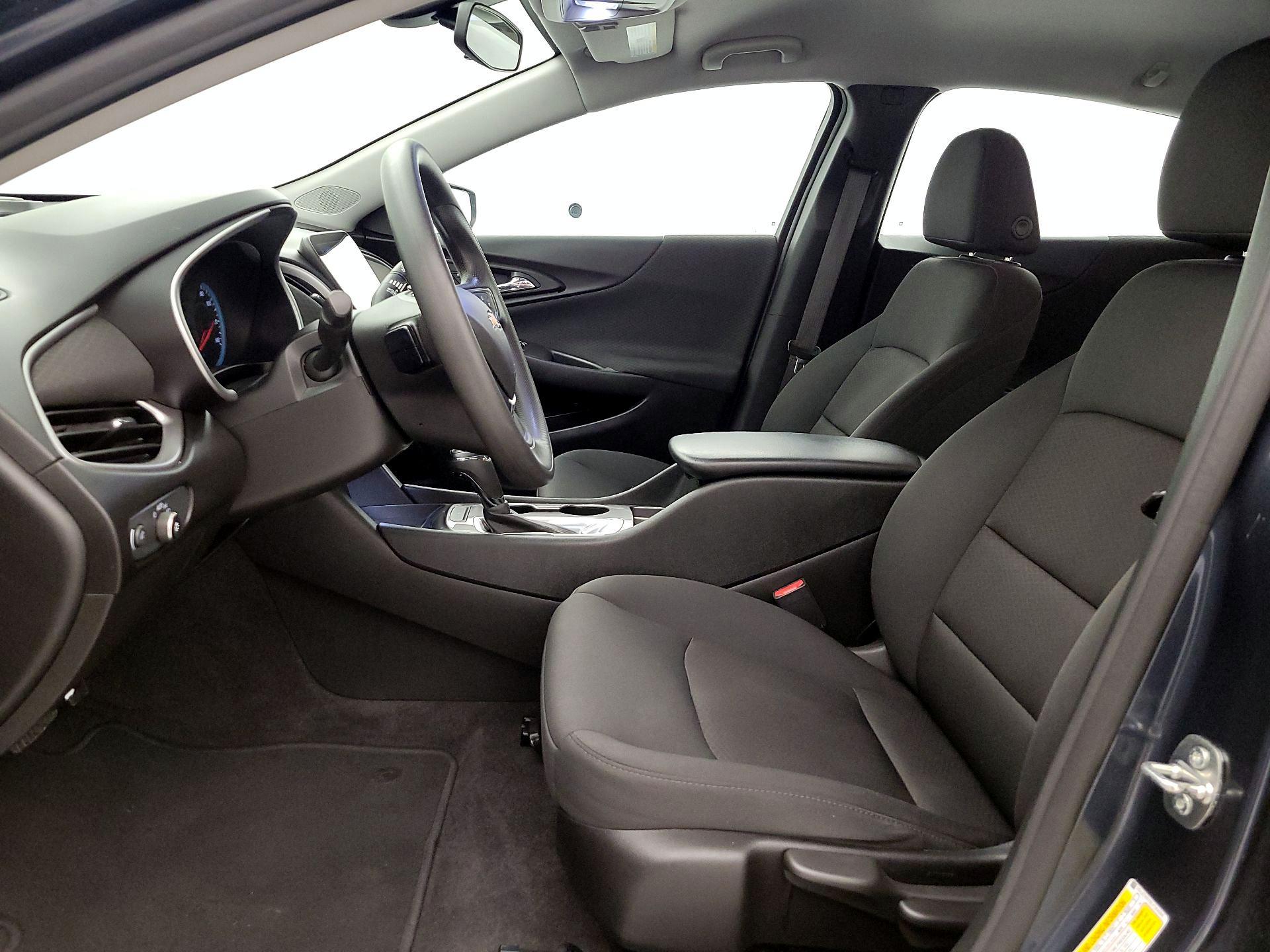 Thumbnail: 2020 Chevrolet Malibu - 11