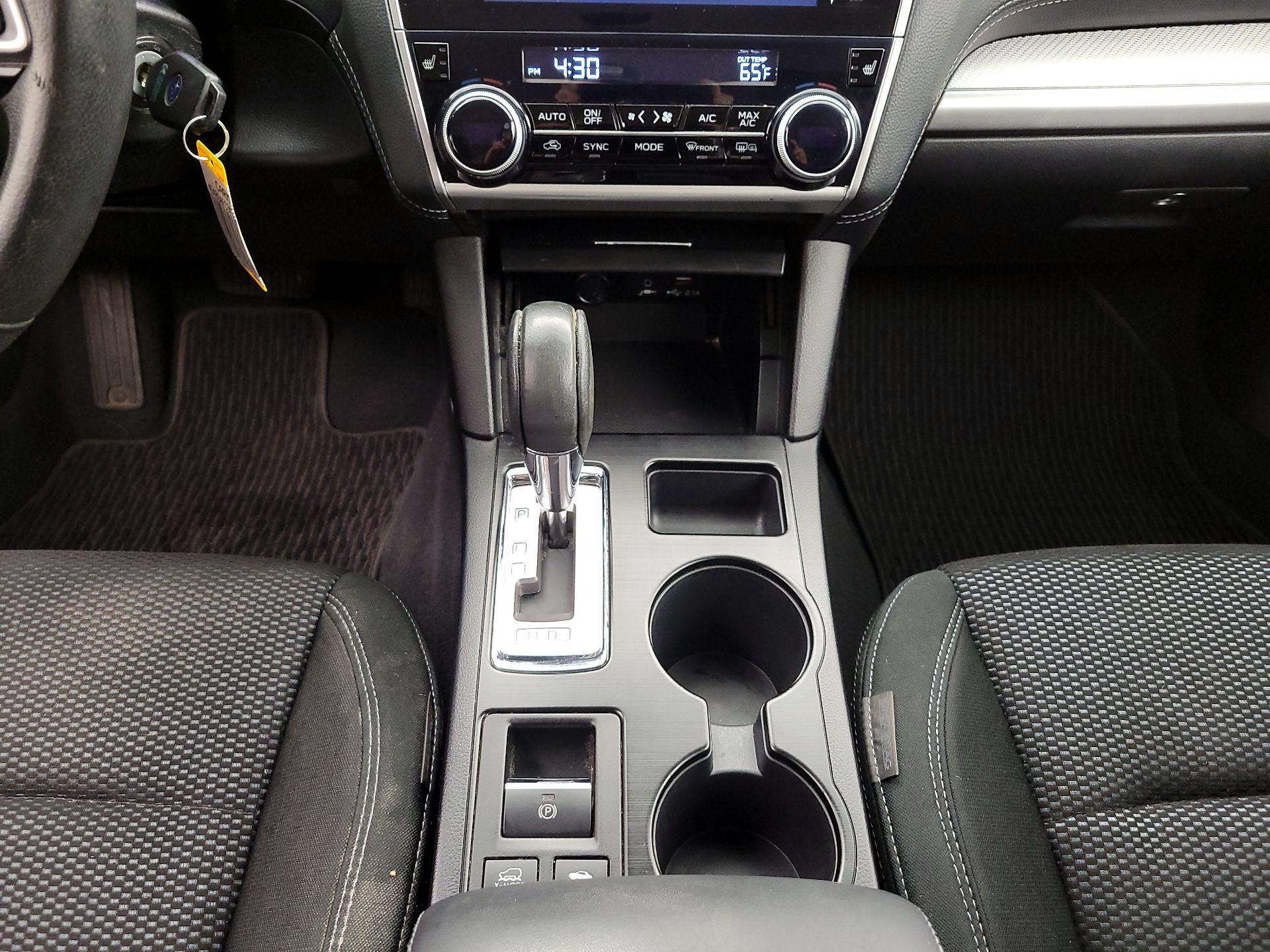 Thumbnail: 2019 Subaru Outback - 18