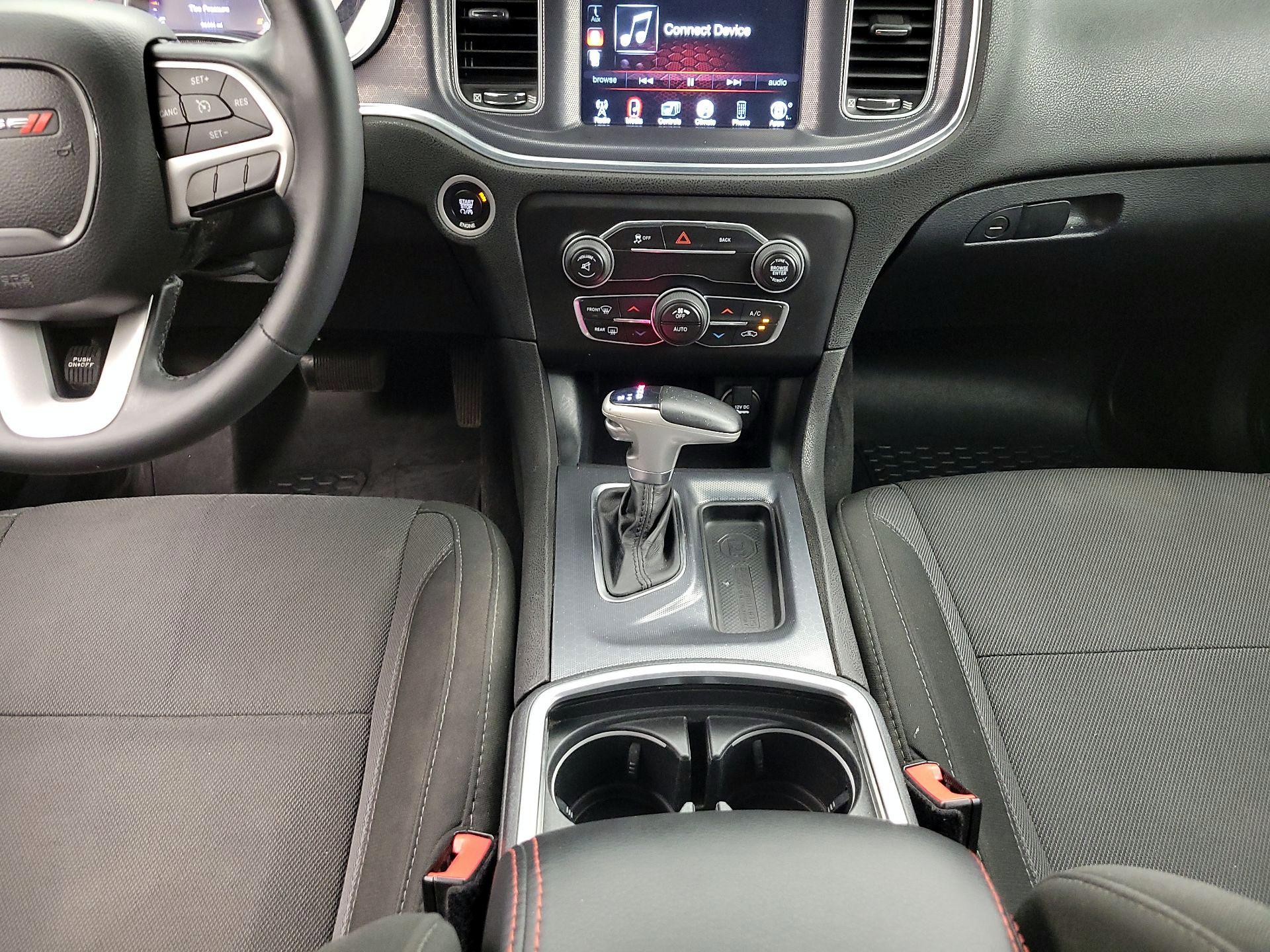 Thumbnail: 2015 Dodge Charger - 16