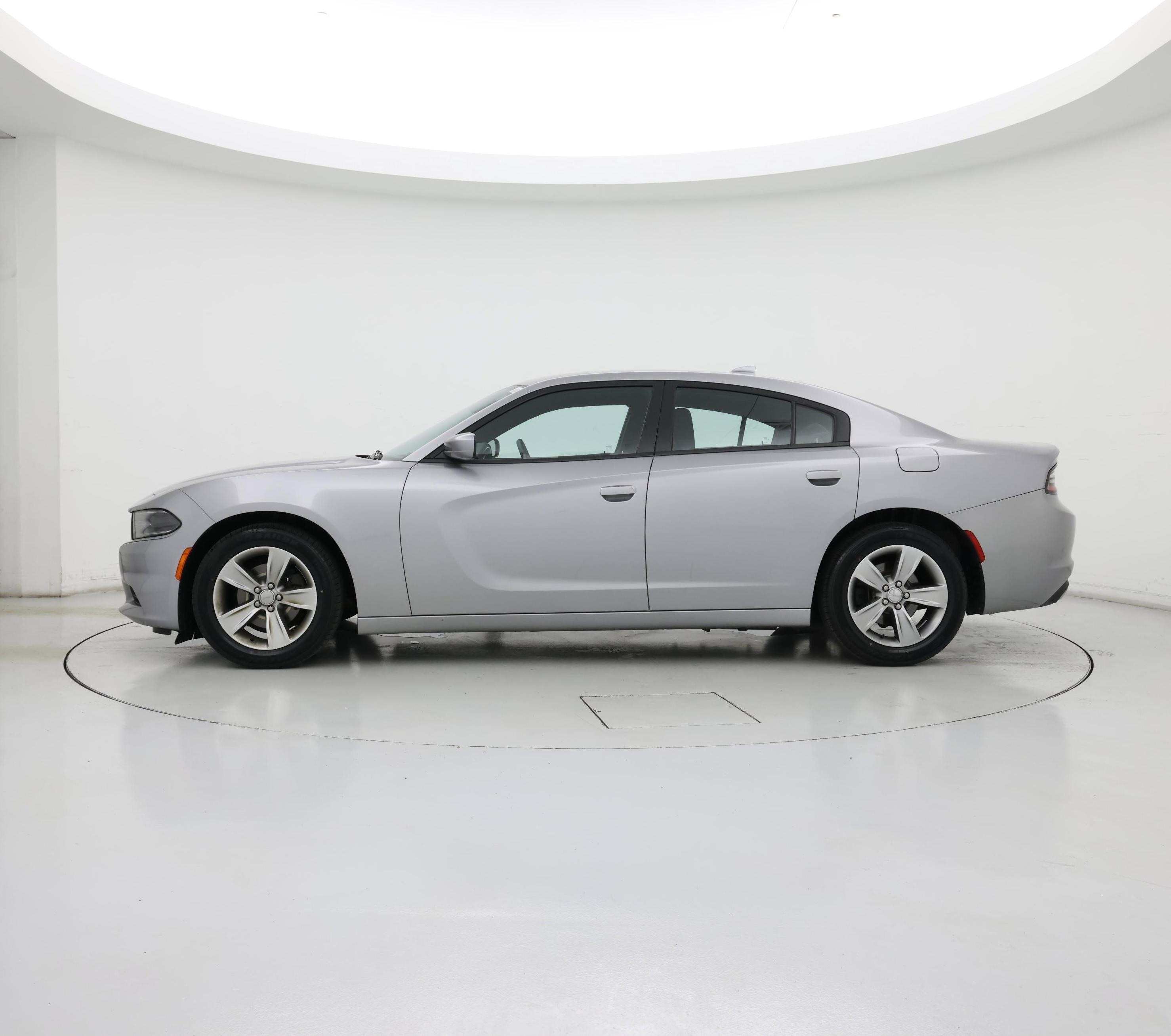 Thumbnail: 2015 Dodge Charger - 3