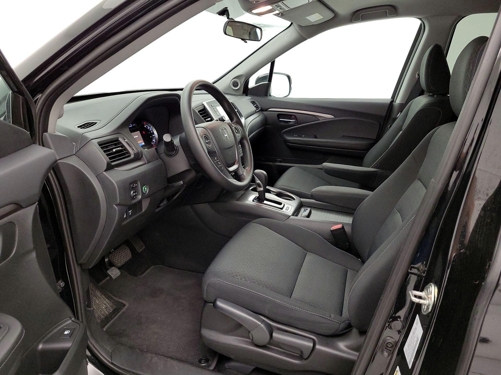 Thumbnail: 2019 Honda Ridgeline - 11