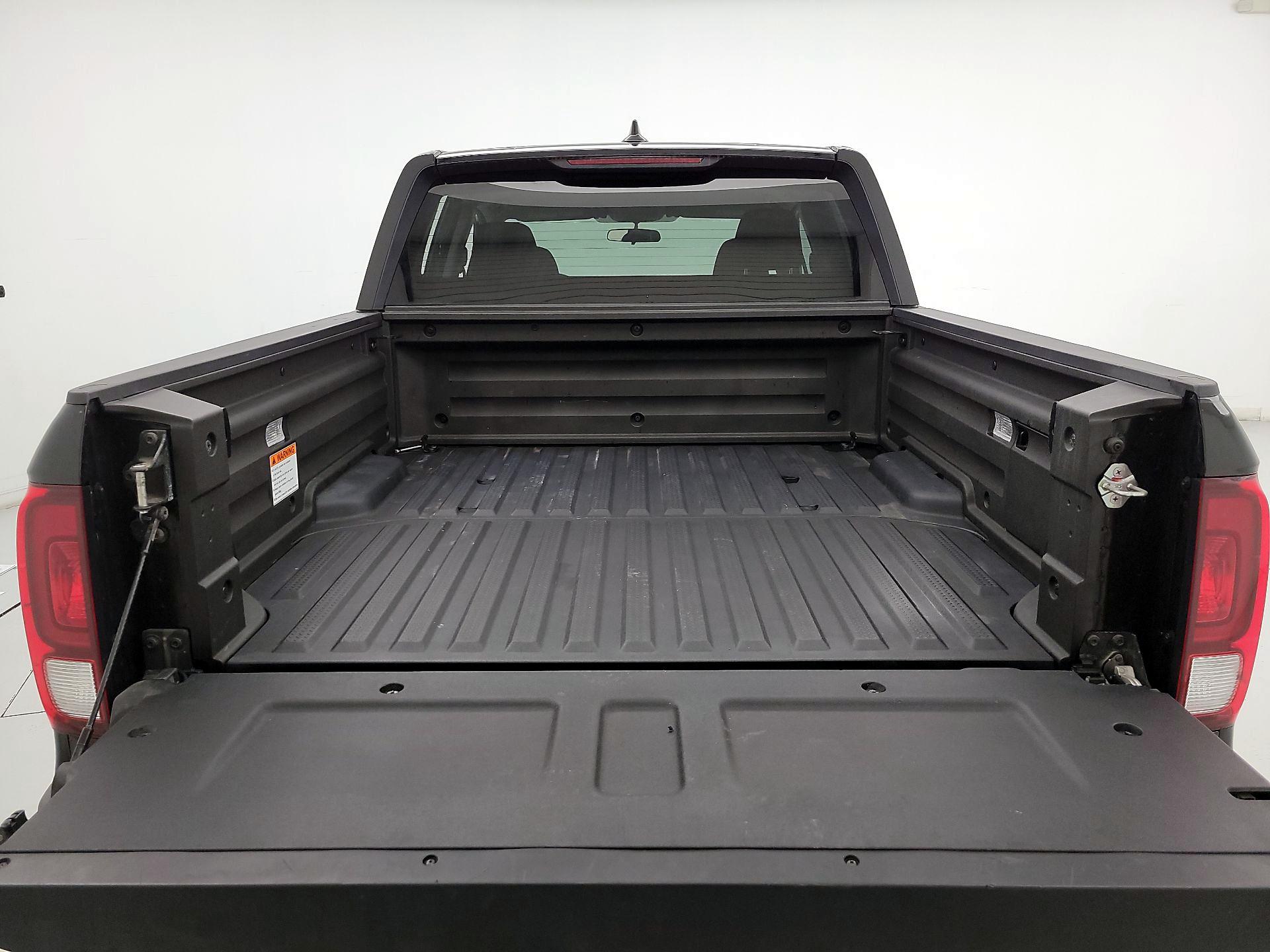 Thumbnail: 2019 Honda Ridgeline - 20