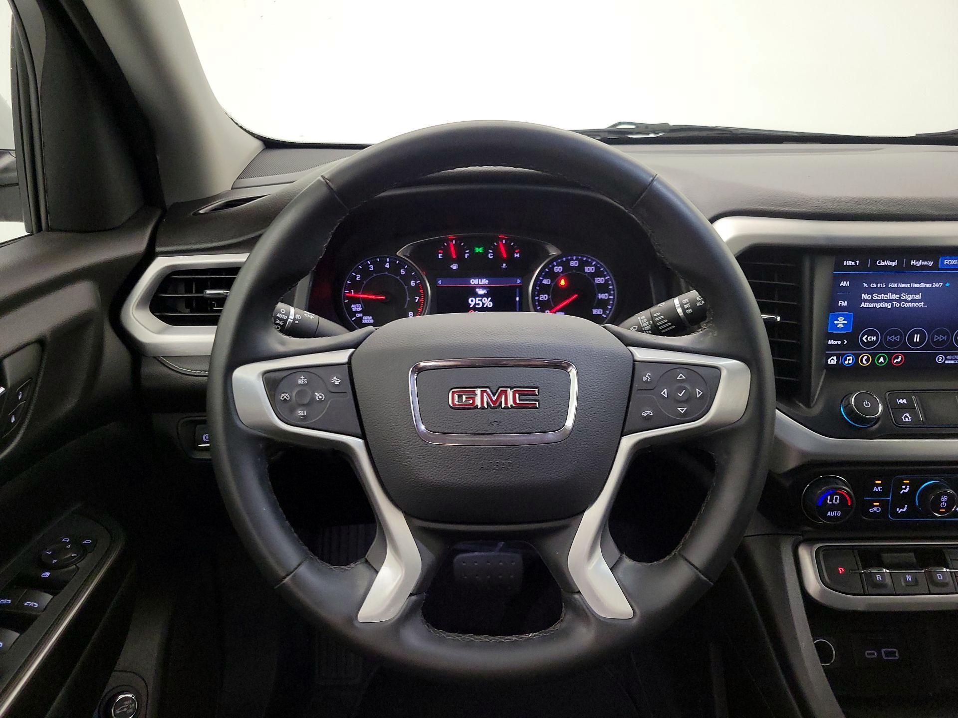Thumbnail: 2023 GMC Acadia - 10