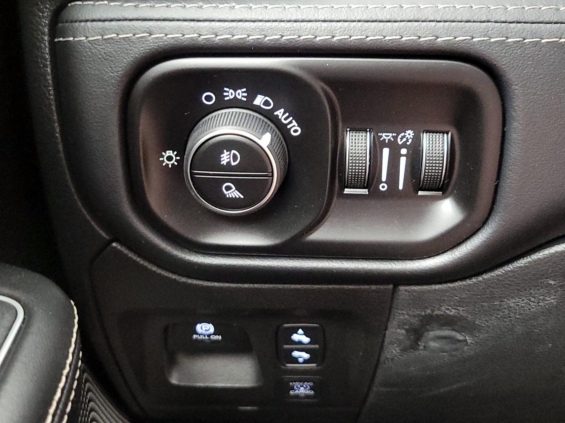 Thumbnail: 2021 RAM 1500 - 13