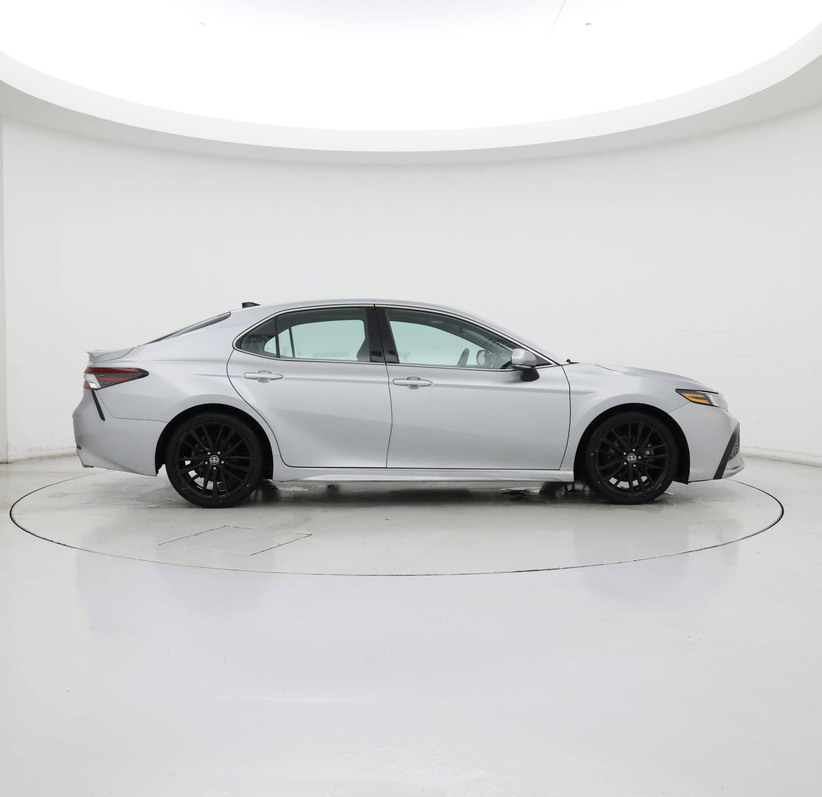 Thumbnail: 2023 Toyota Camry - 7