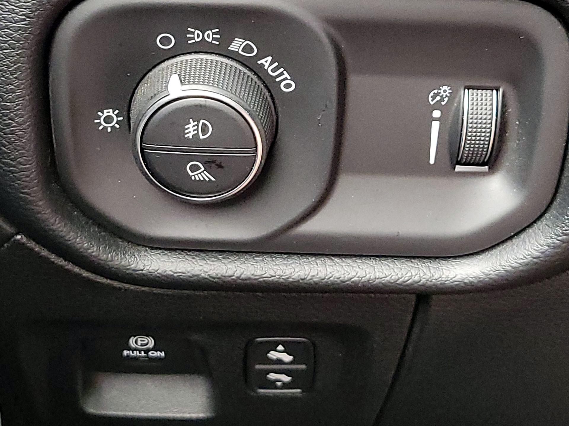 Thumbnail: 2021 RAM 1500 - 13