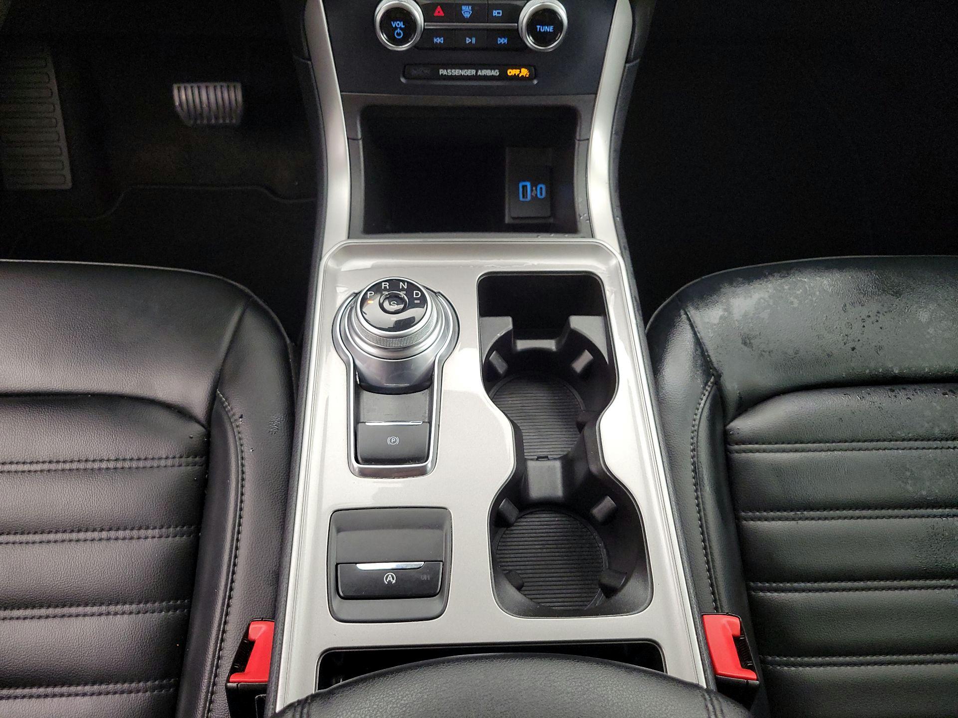 Thumbnail: 2023 Ford Edge - 17