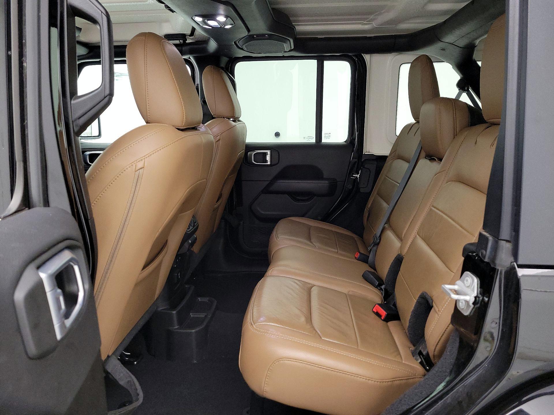 Thumbnail: 2021 Jeep Wrangler - 20