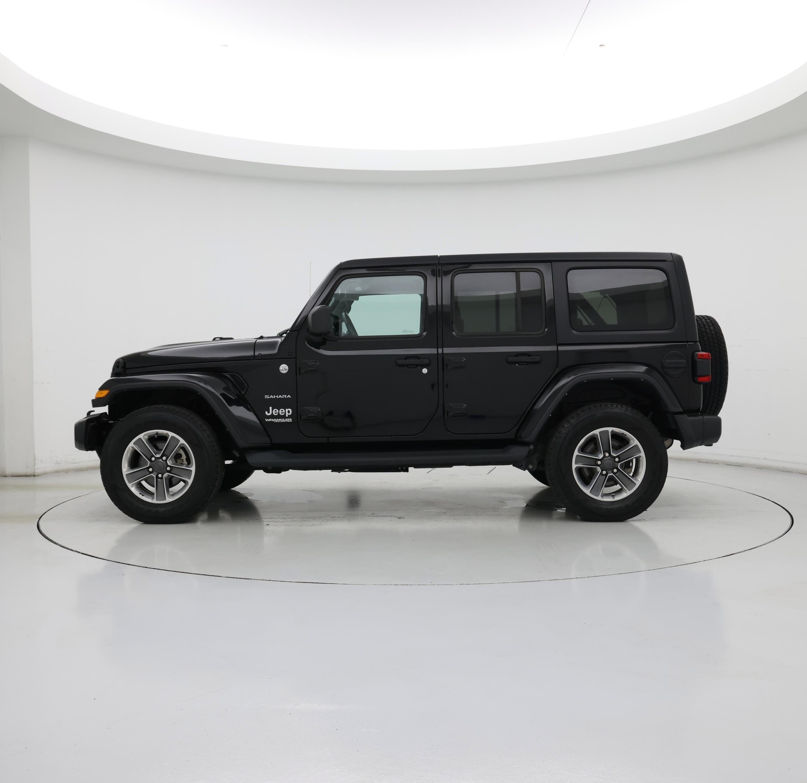 Thumbnail: 2021 Jeep Wrangler - 3