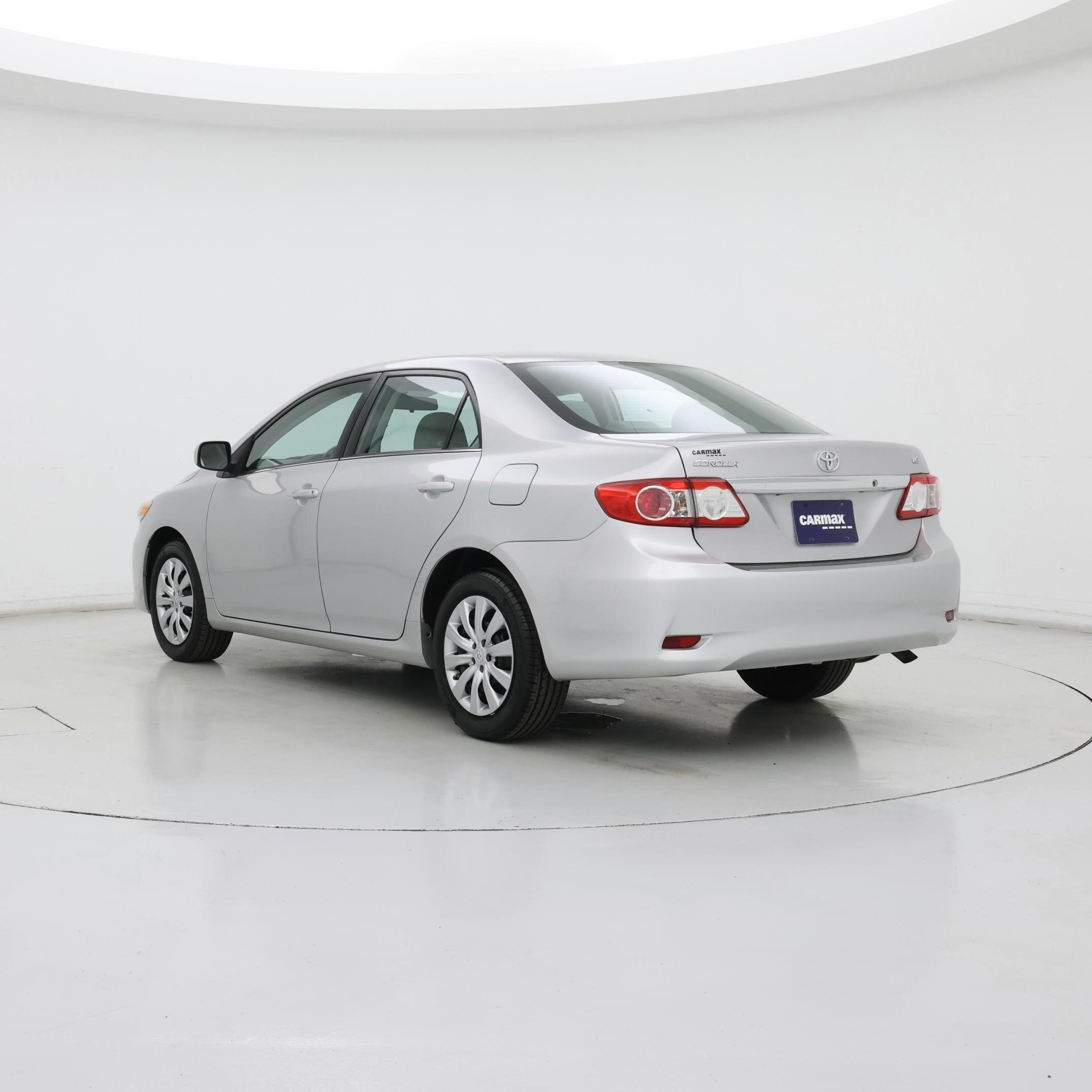 Thumbnail: 2013 Toyota Corolla - 2