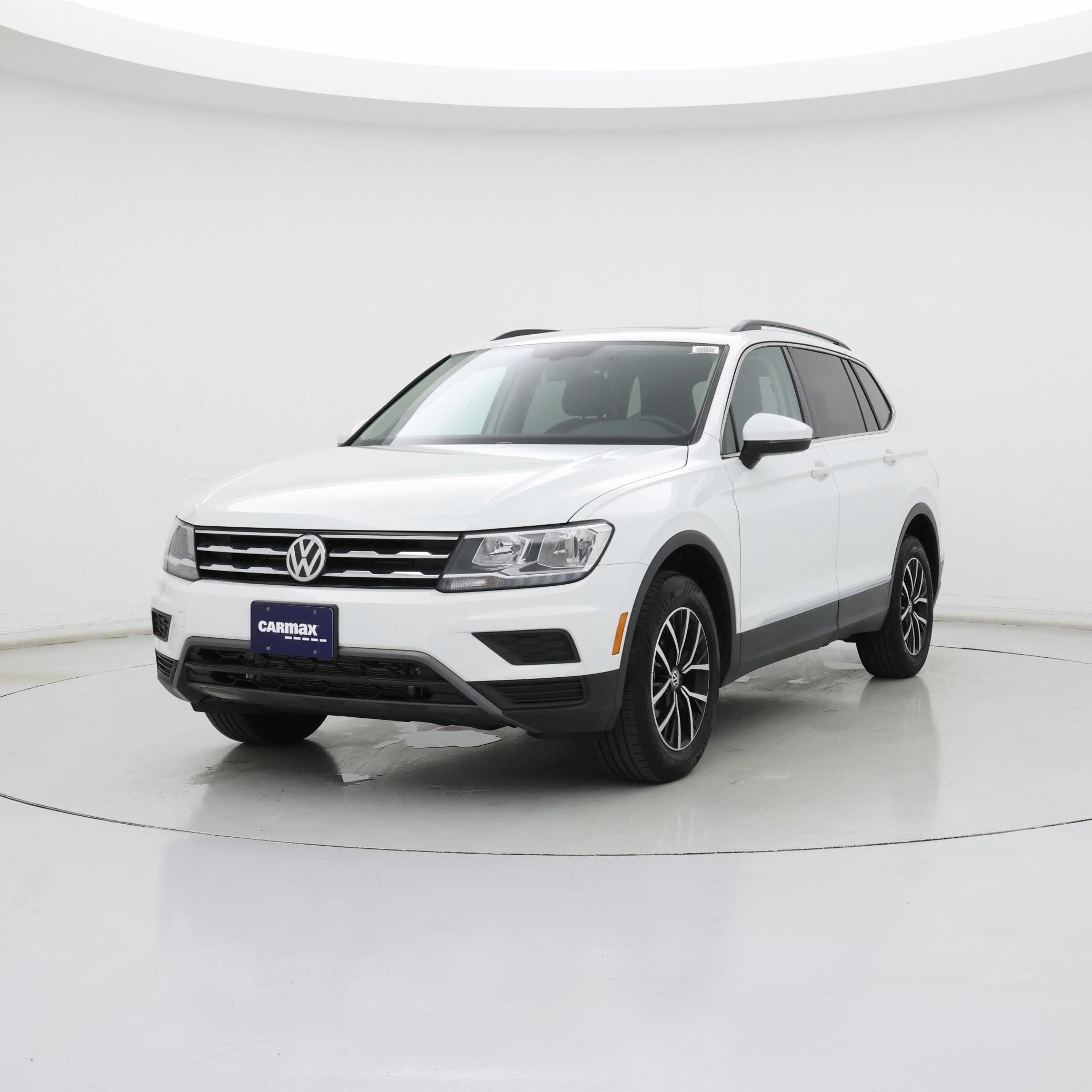 Thumbnail: 2021 Volkswagen Tiguan - 4